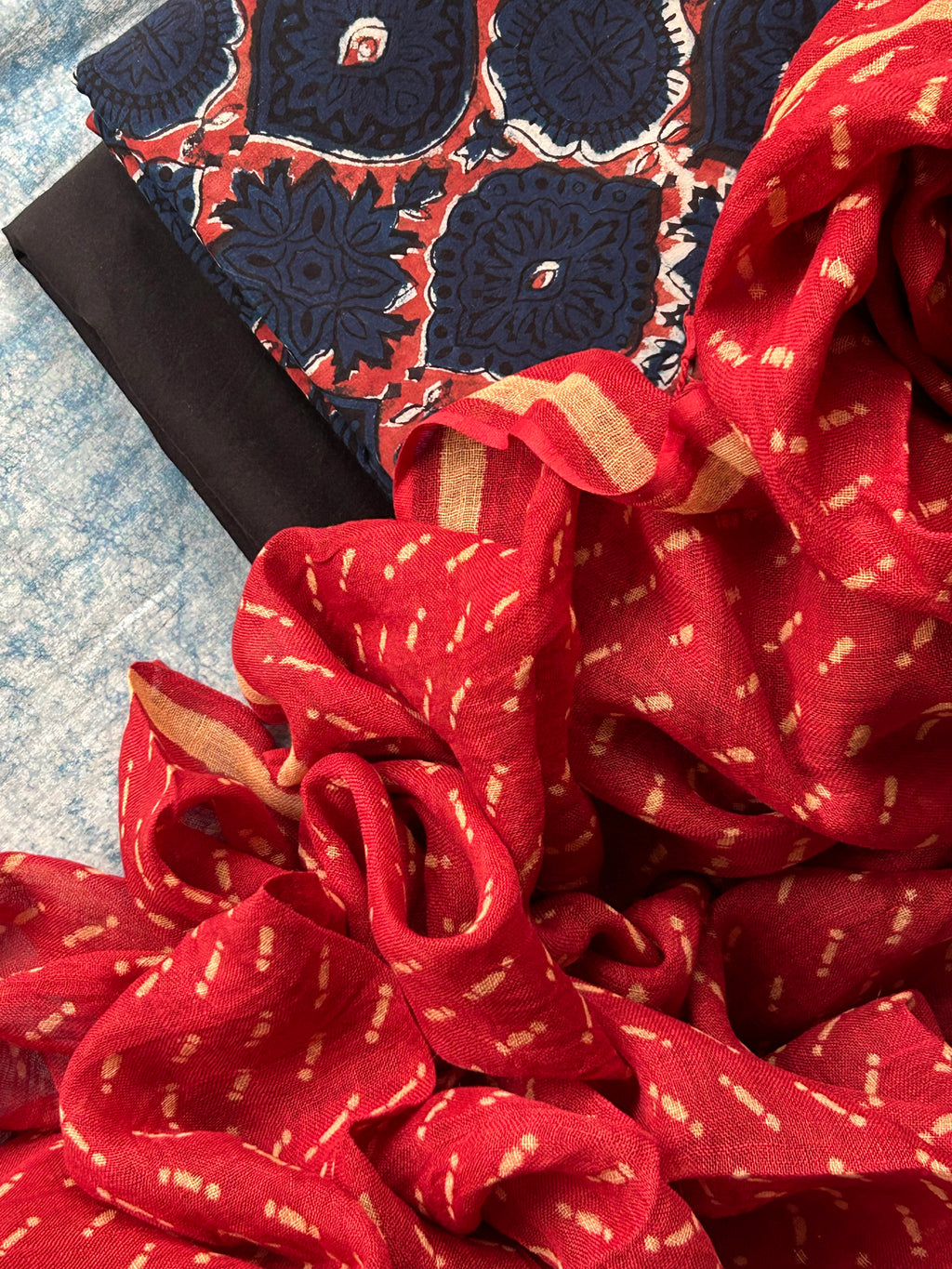 Boond - Handblock Printed Cotton and Linen Dupatta Set