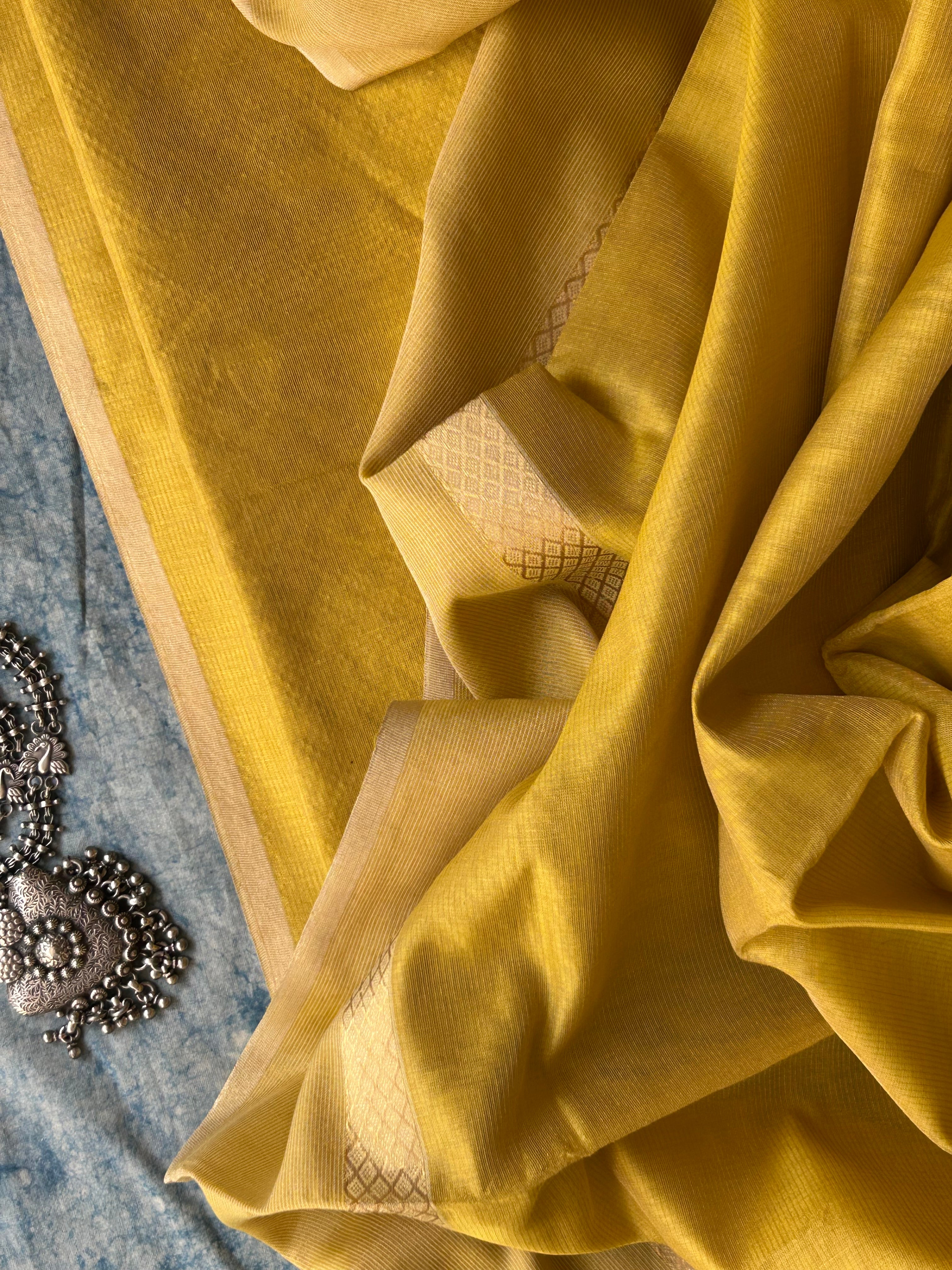 Handwoven Maheshwari Kurta Dupatta Set - Gold Yellow