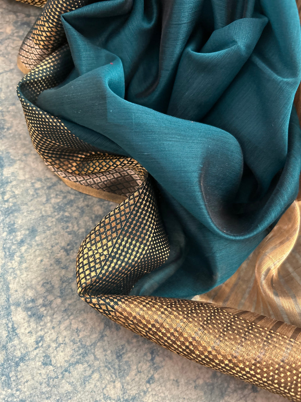 Handwoven Maheshwari Kurta dupatta set - Teal Blue