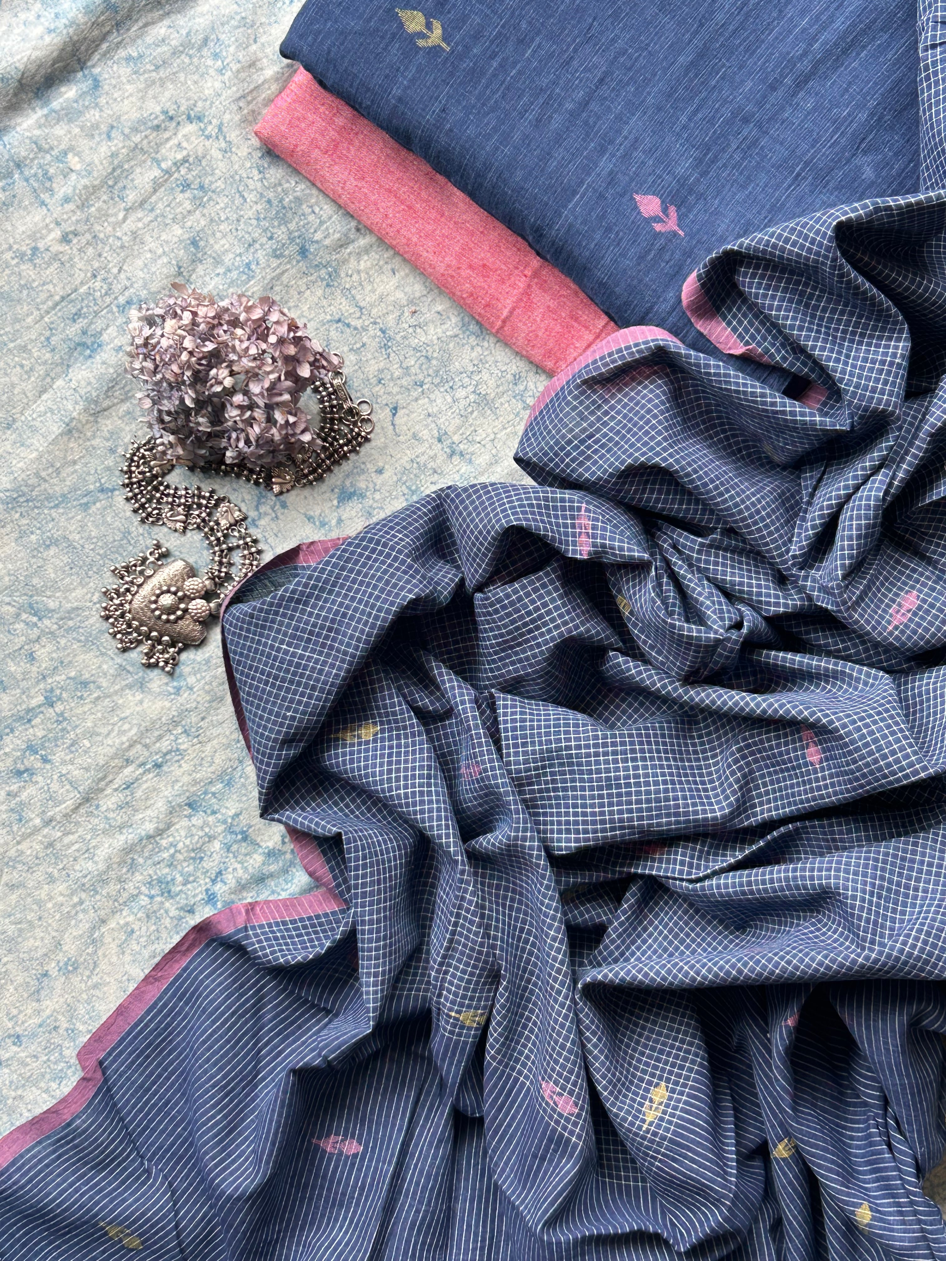 Meghna - Handwoven Bengal Jamdani Kurta Dupatta set
