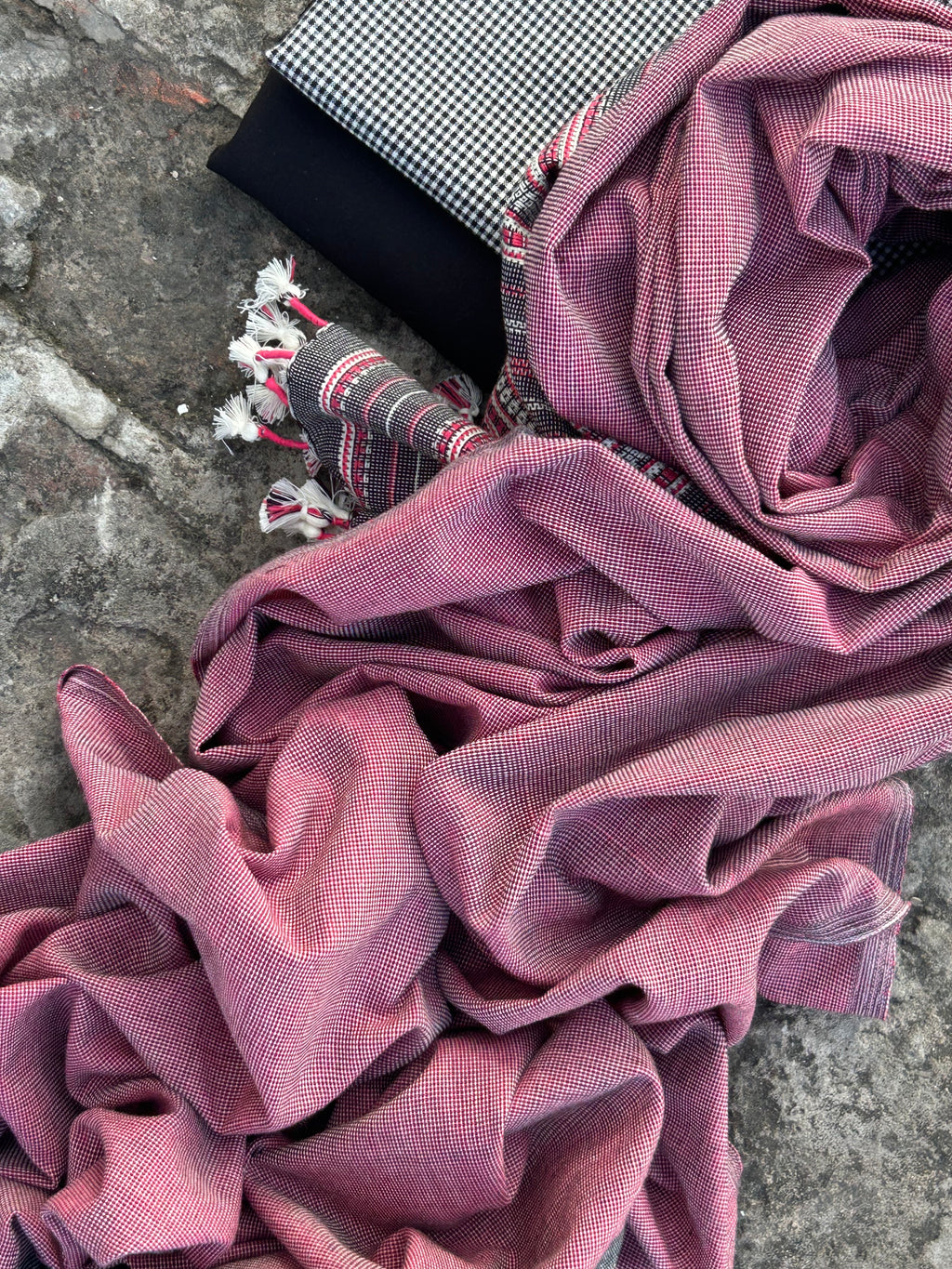 Raag Rang - Handwoven Bhujodi Set