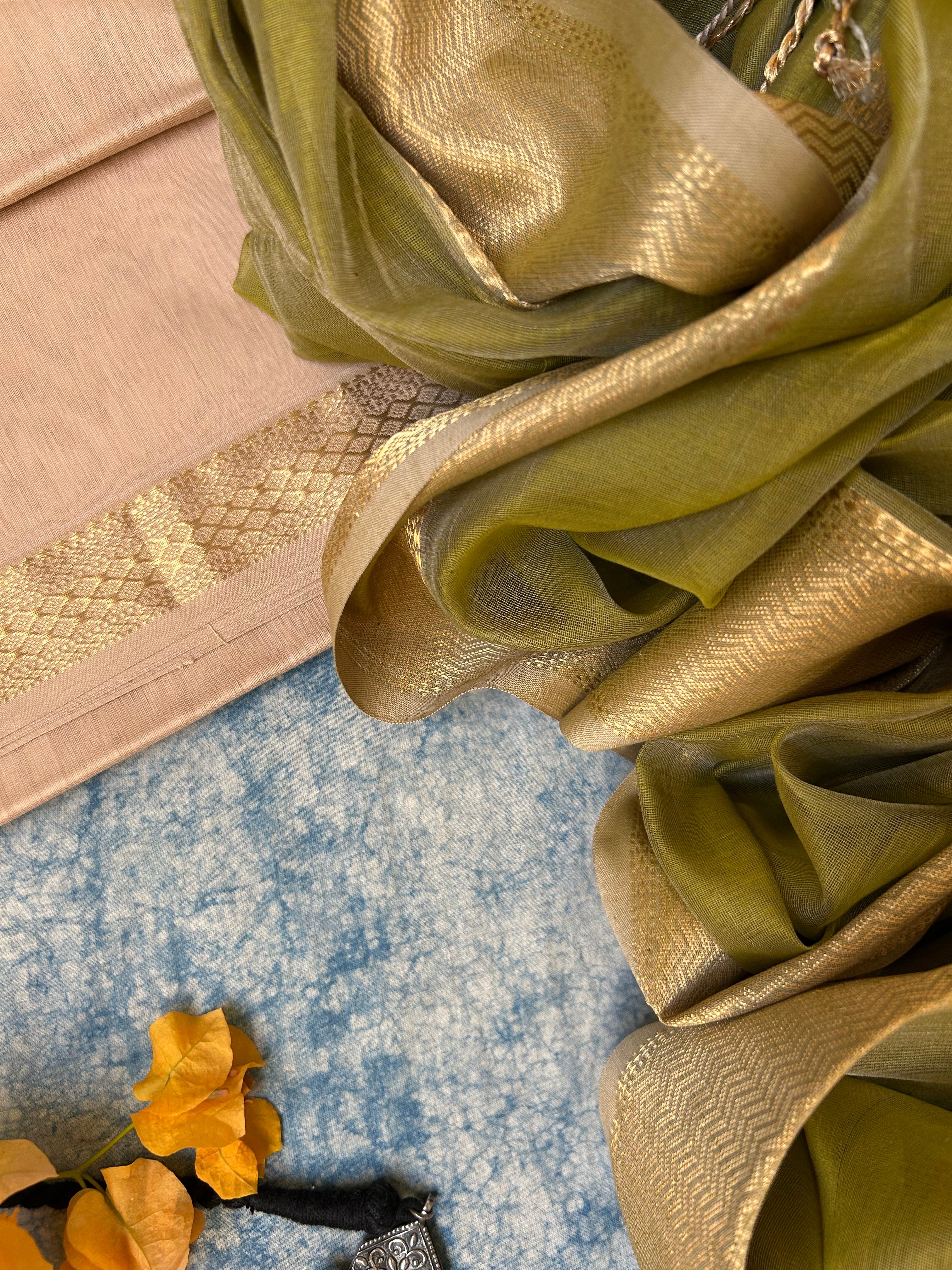 Handwoven Maheshwari Kurta Dupatta Set - Almond and Lime Green