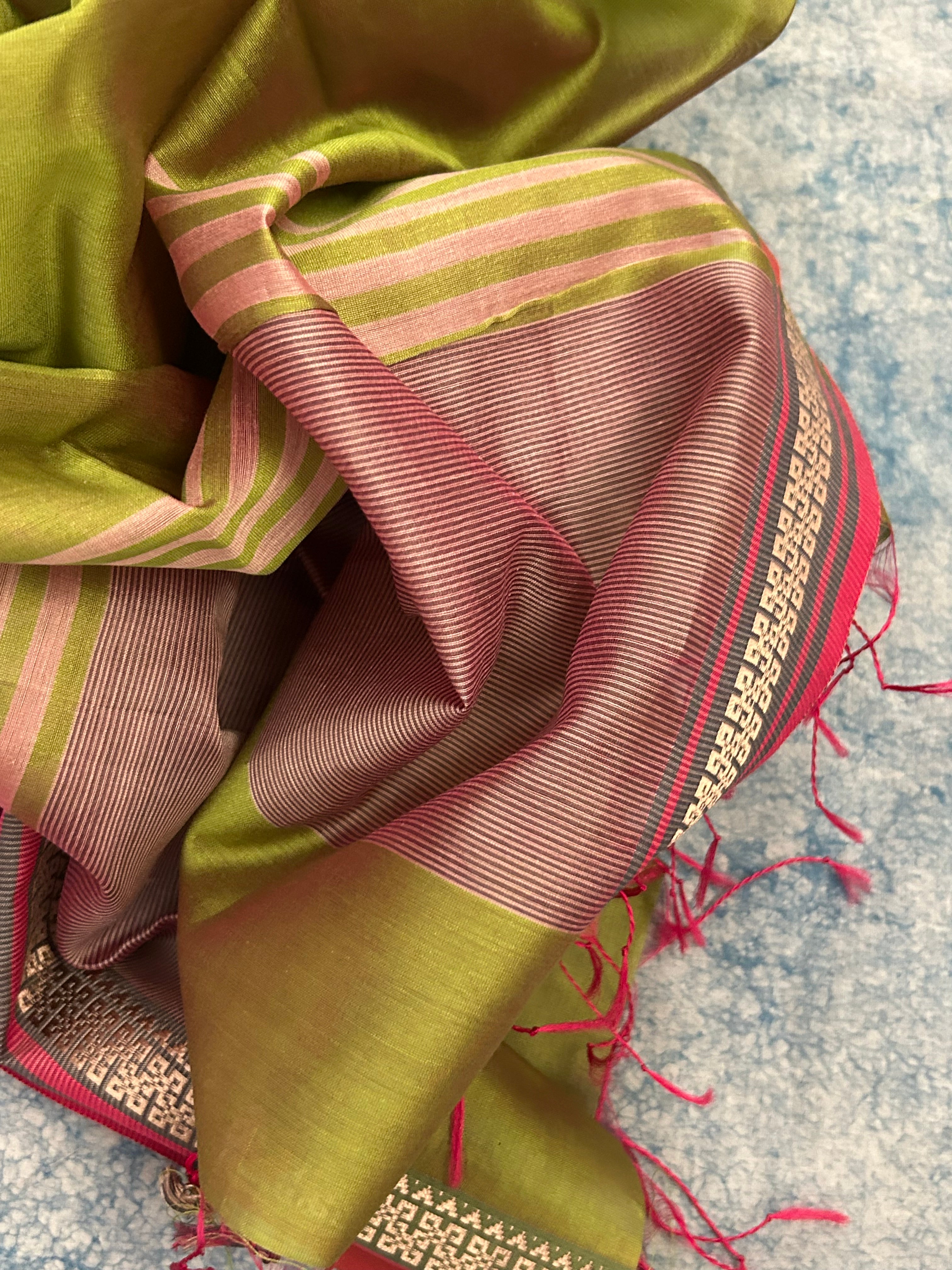 Handwoven Maheshwari Kurta Dupatta Set -Rose Pink & Moongia Green