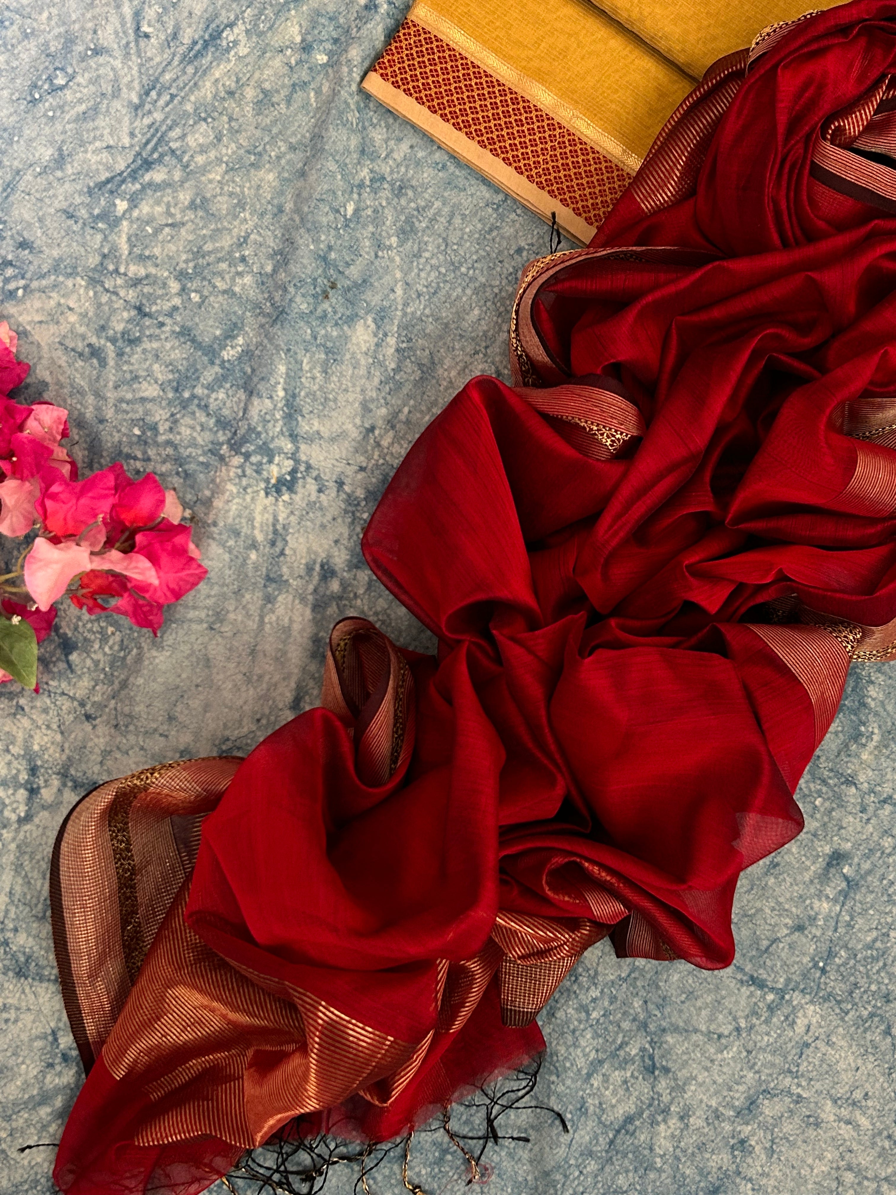 Handwoven Maheshwari Kurta Dupatta Set