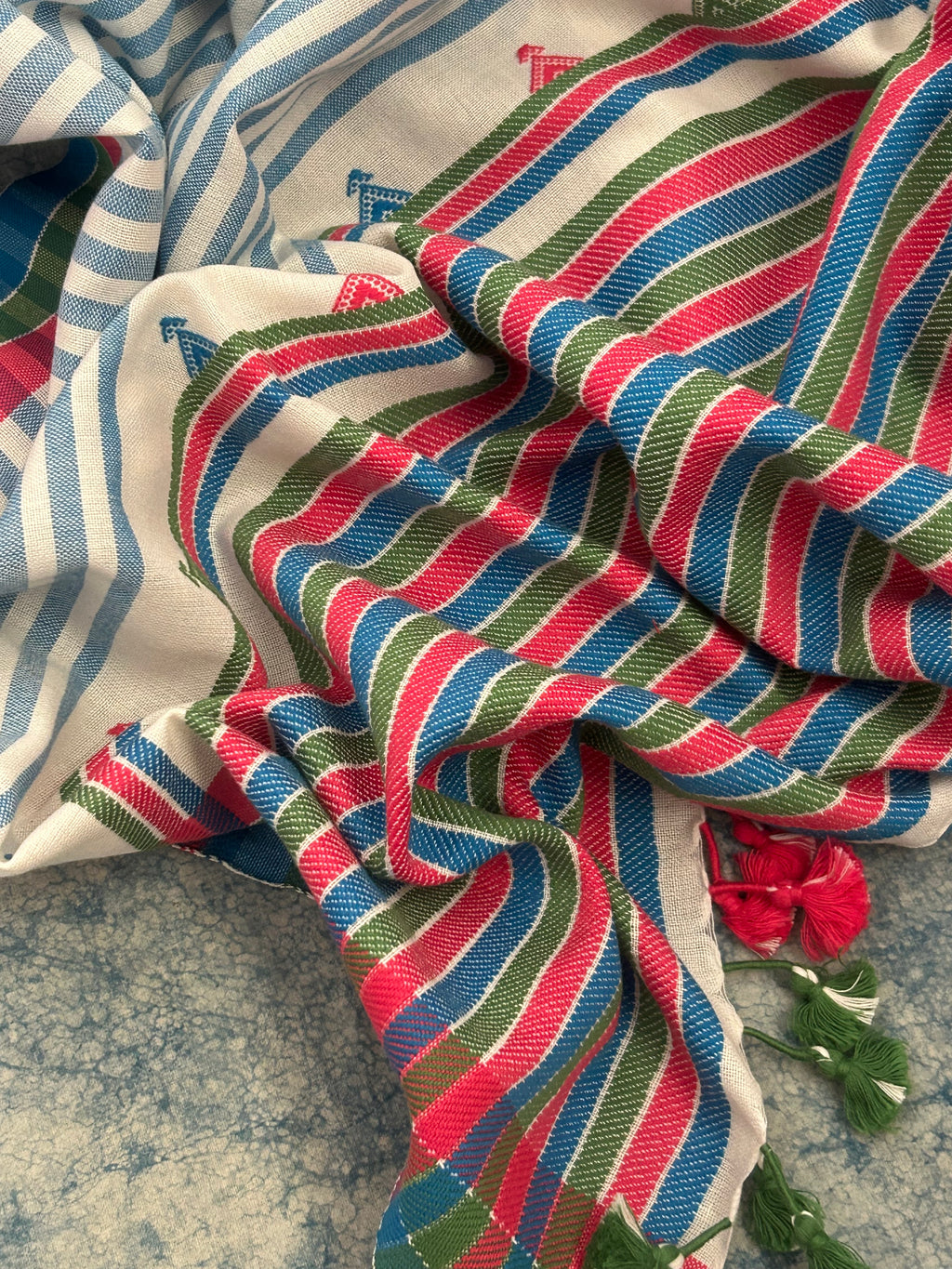 Handwoven Bhujodi Set - Blue and Peach Pink