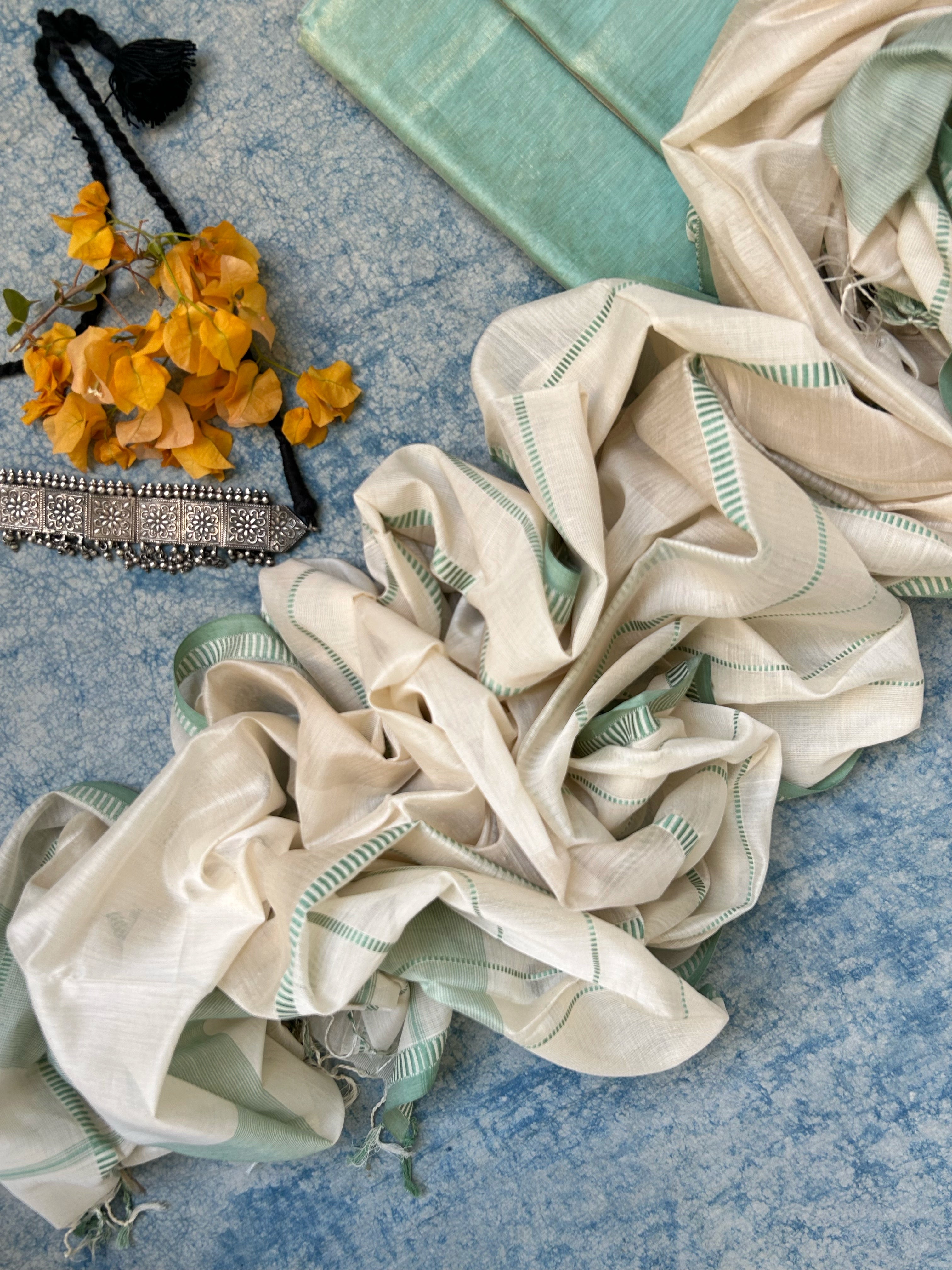 Handwoven Maheshwari Kurta Dupatta Set - Sage Green and Ivory