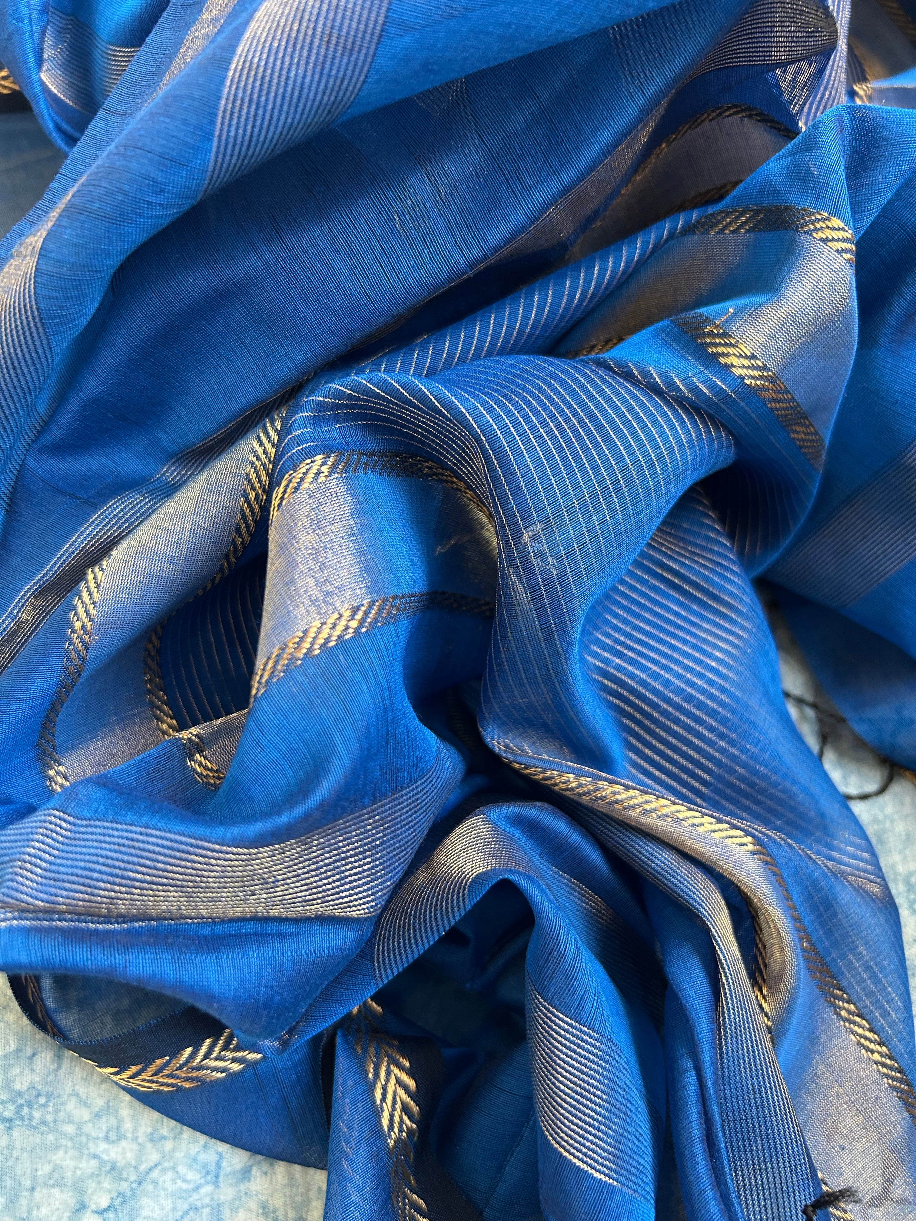 Handwoven Maheshwari Kurta Dupatta Set - Electric Blue