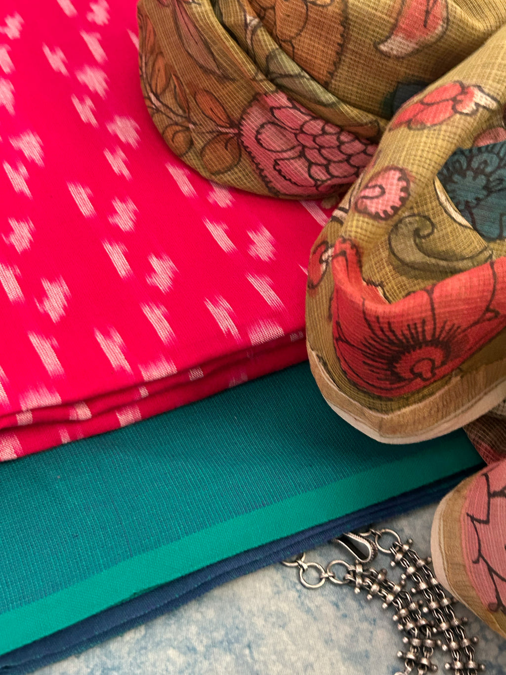 Handwoven Handpainted Kalamkari Set
