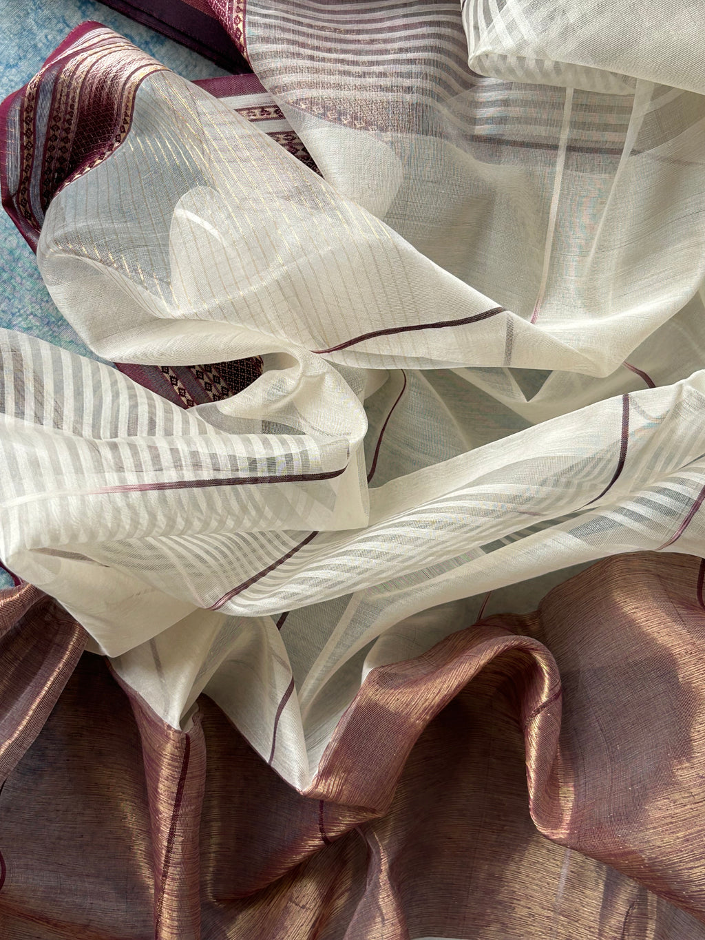 Utsav - Handwoven Maheshwari Kurta Dupatta Set