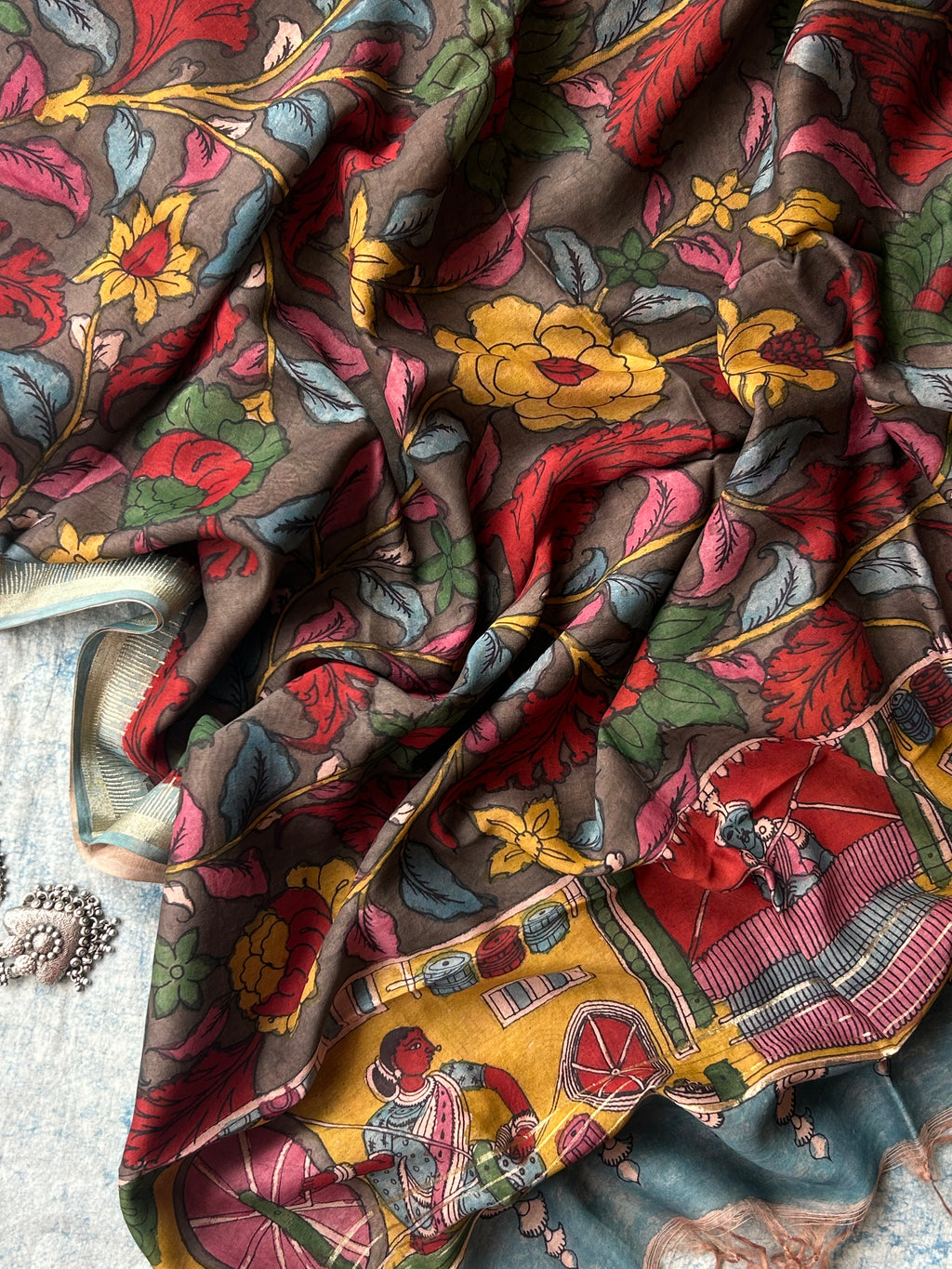 Chitralekha -Handwoven Hand-drawn Handpainted Pen Kalamkari Dupatta