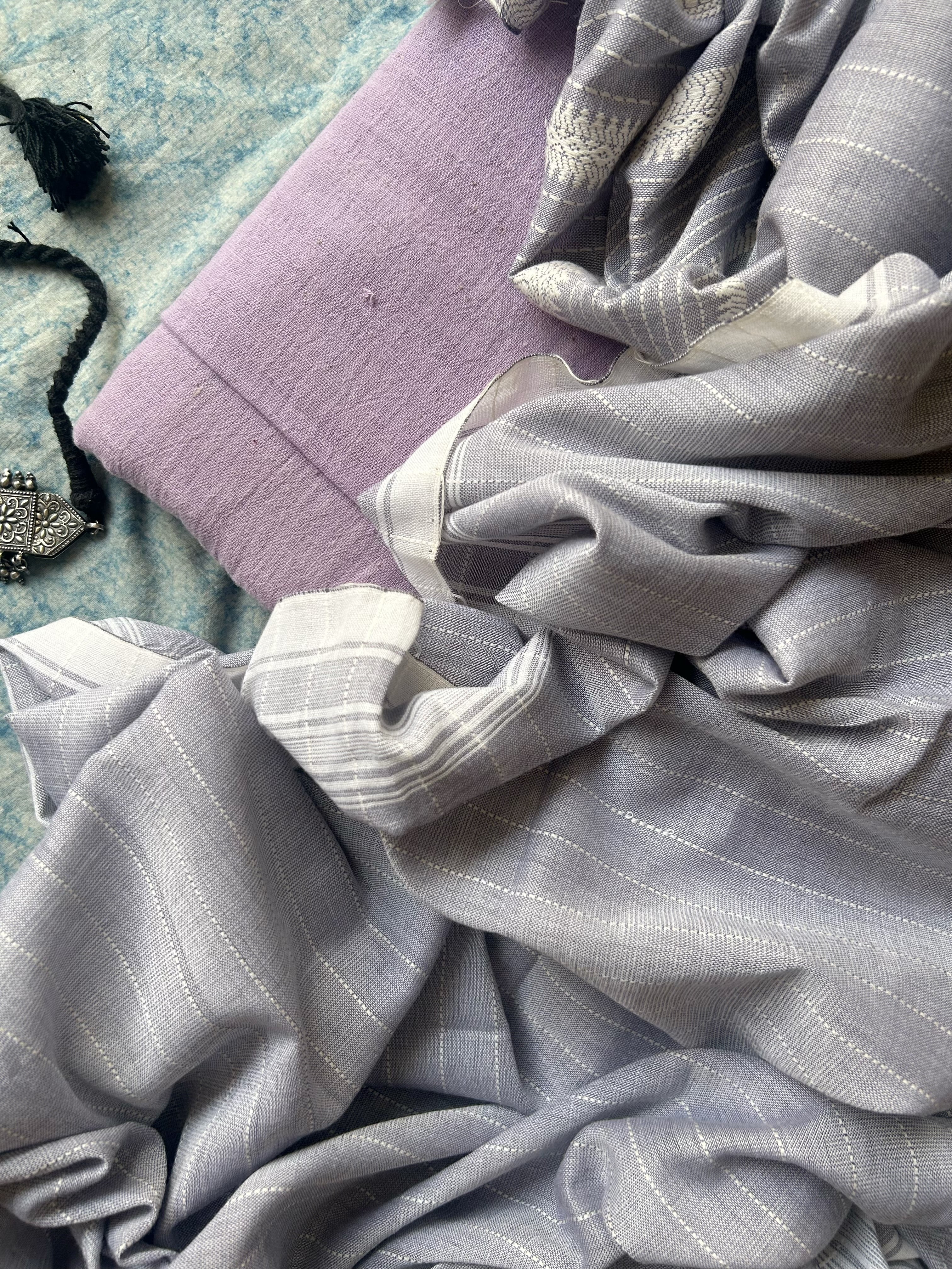 Handwoven Bhujodi Kala Cotton Set - Lavender