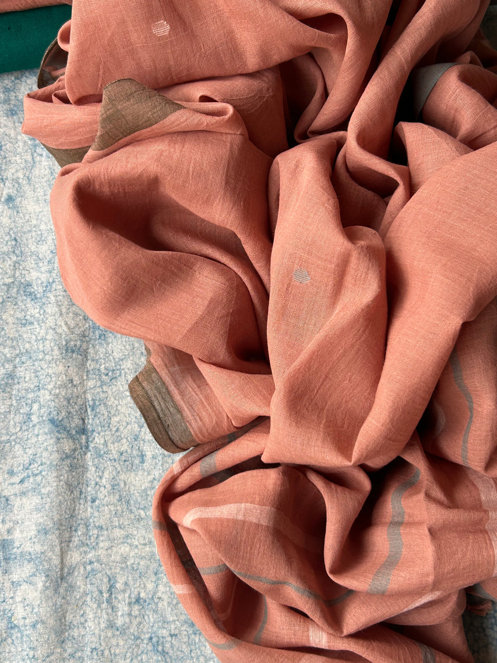 Parijat - Handwoven Bengal Jamdani Kurta Dupatta set