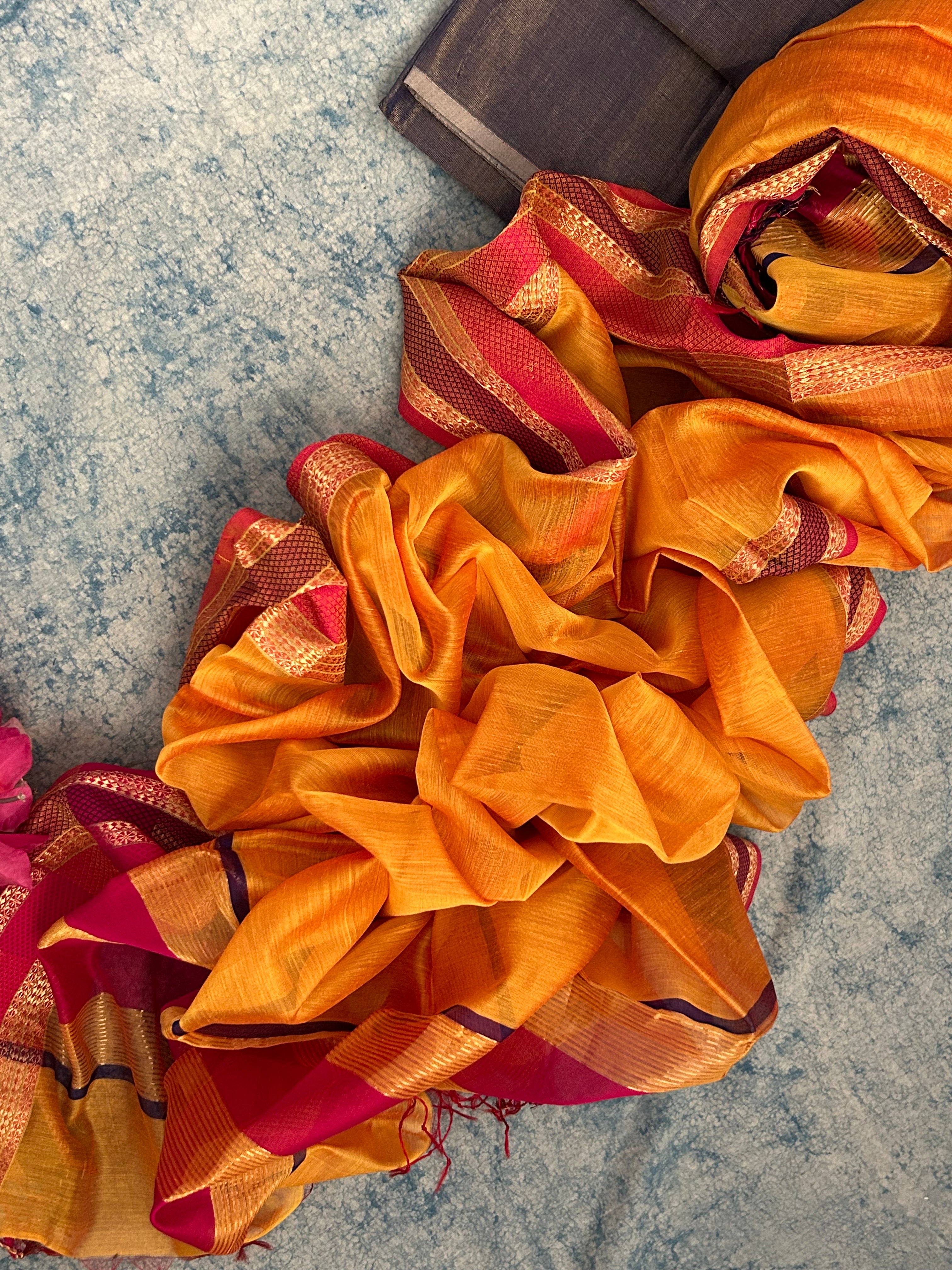 Handwoven Maheshwari Kurta Dupatta Set -Blue & Burnt Orange
