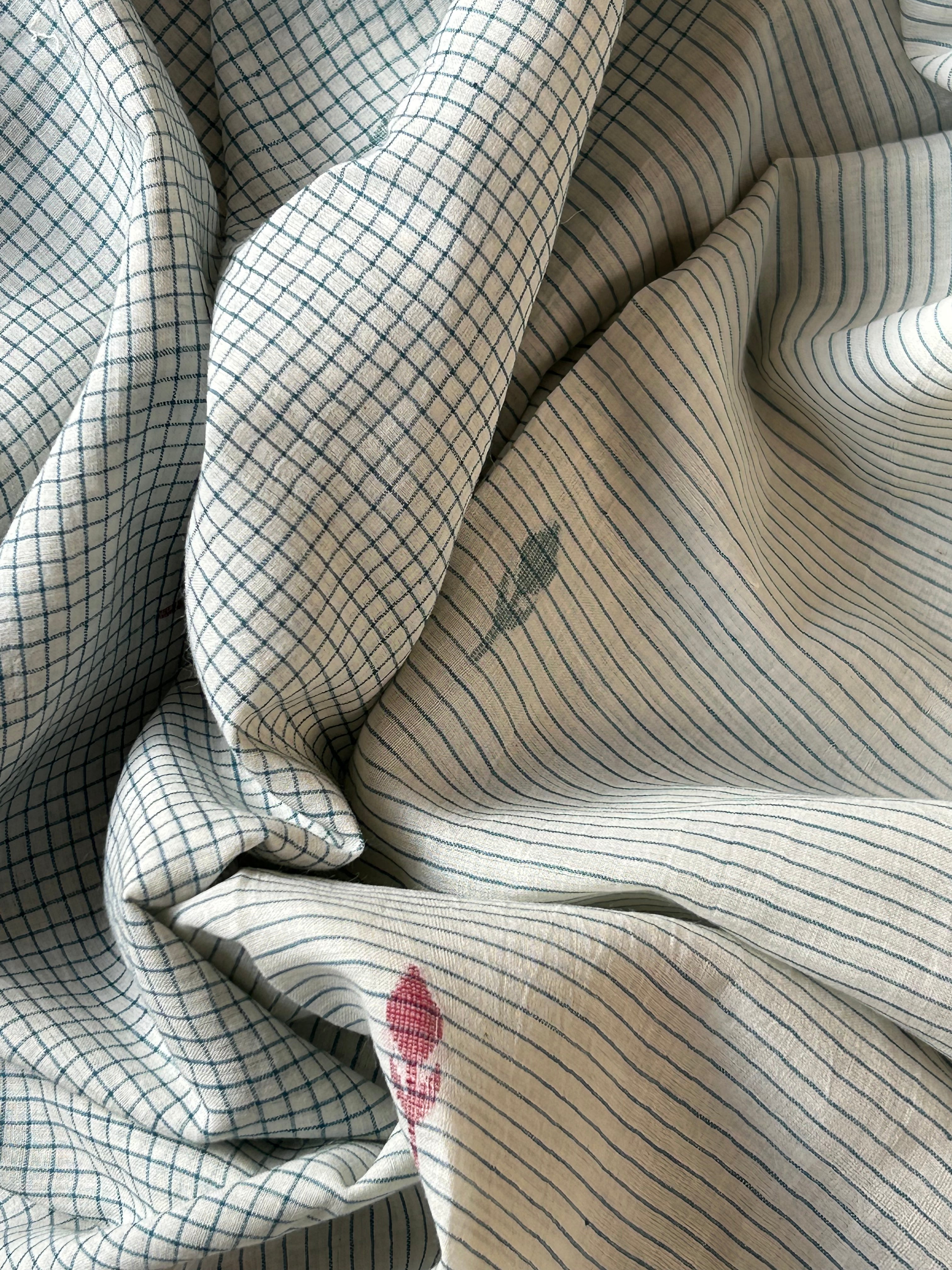 Handwoven Cotton Bengal Jamdani Dupatta Set - The Deep Rose Story