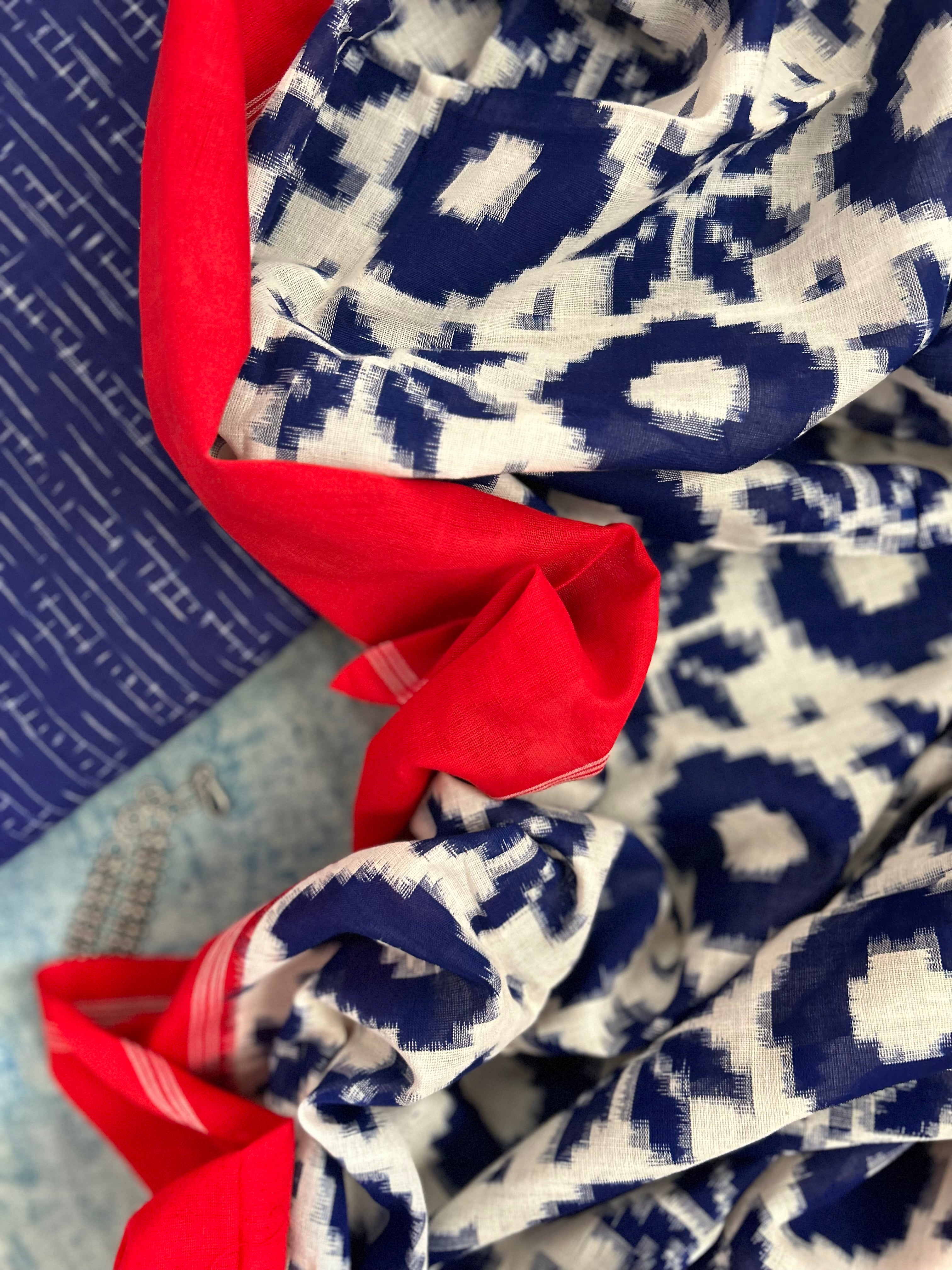 Handwoven Ikat Kurta Telia Dupatta Set