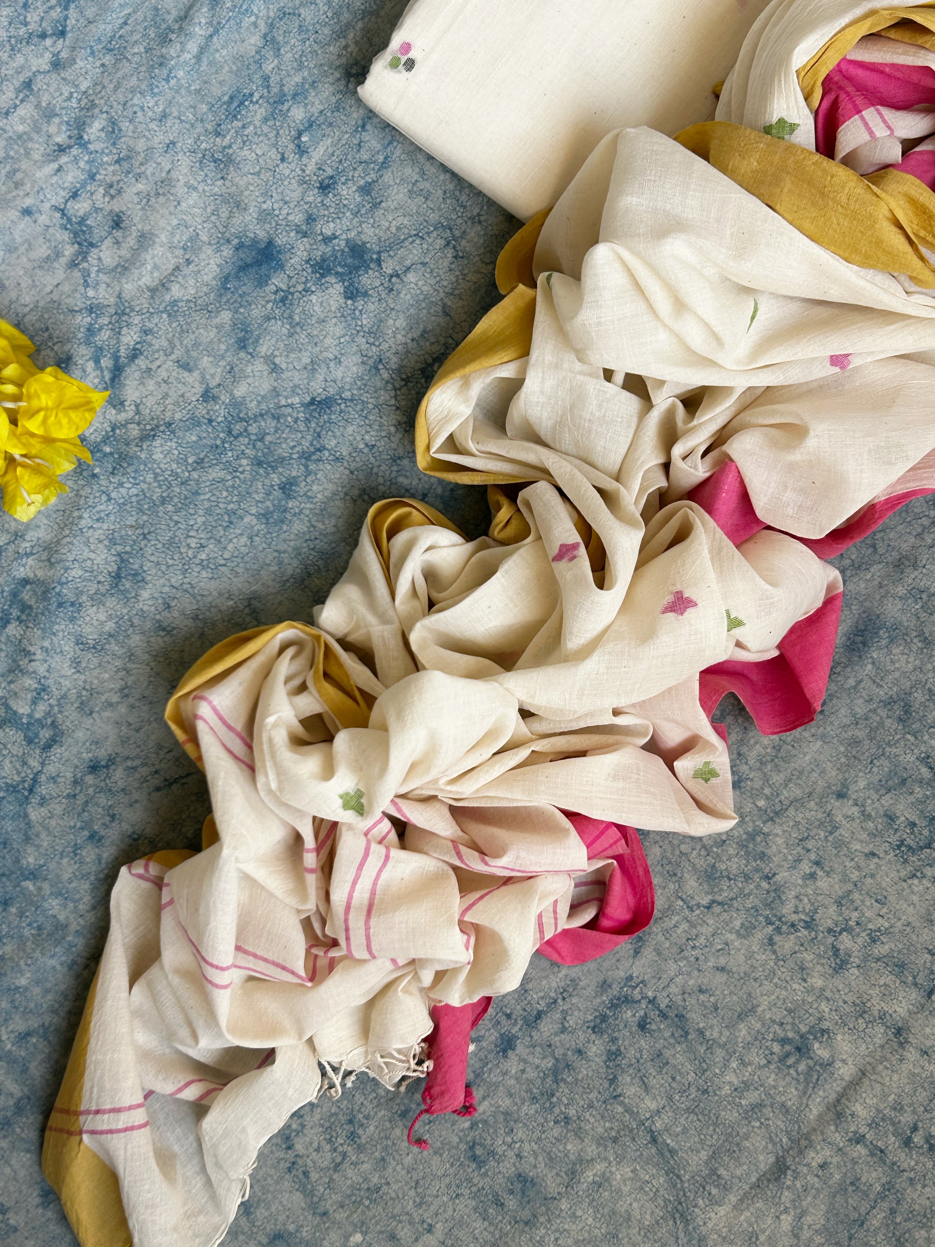 Bougainvillea - Handwoven Bengal Jamdani Kurta Dupatta set