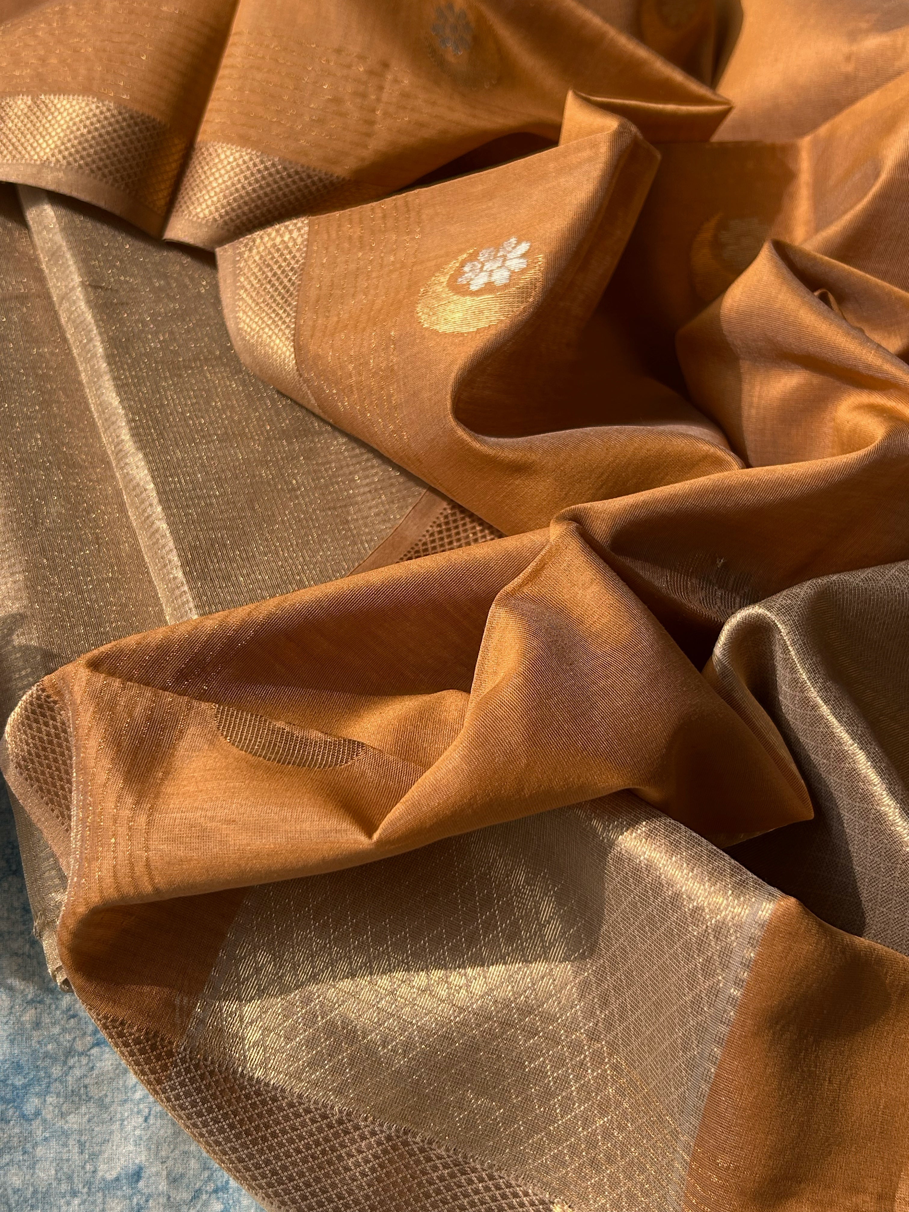 Handwoven Maheshwari Tissue Kurta Dupatta Set -Gold & Almond