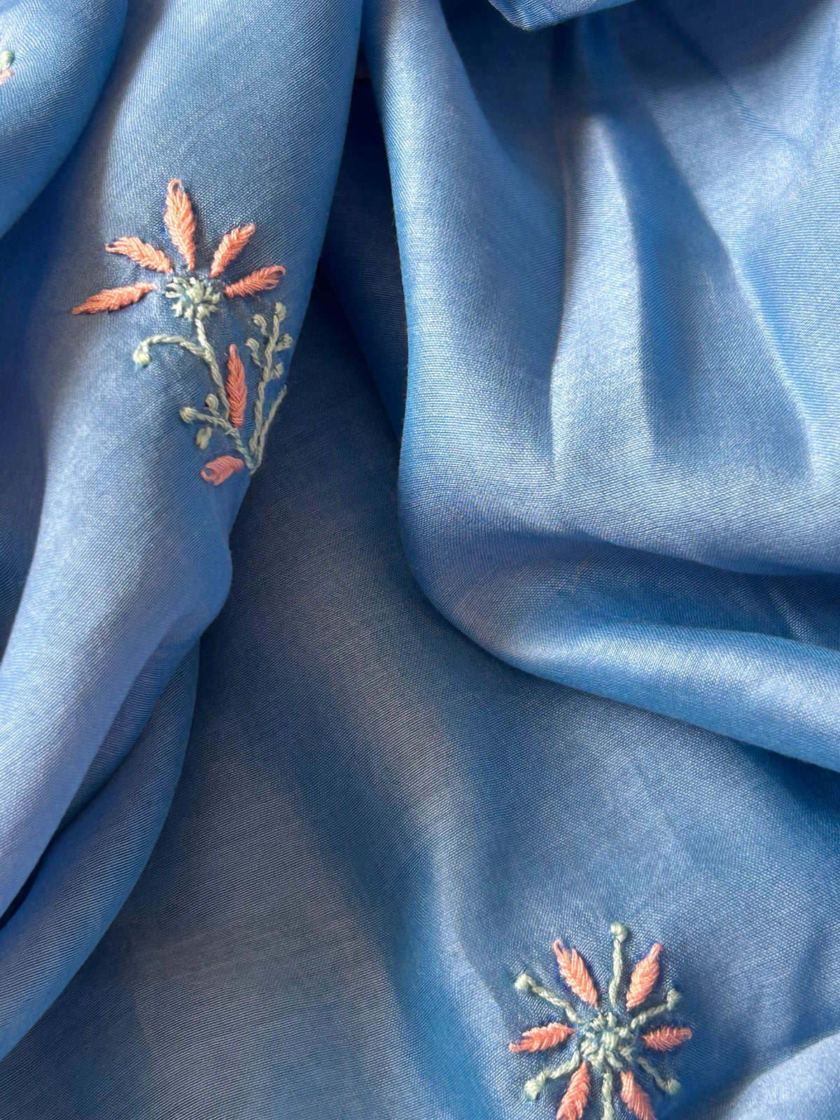 Lavanya - Handwoven Chikankari Work Maheshwari Set