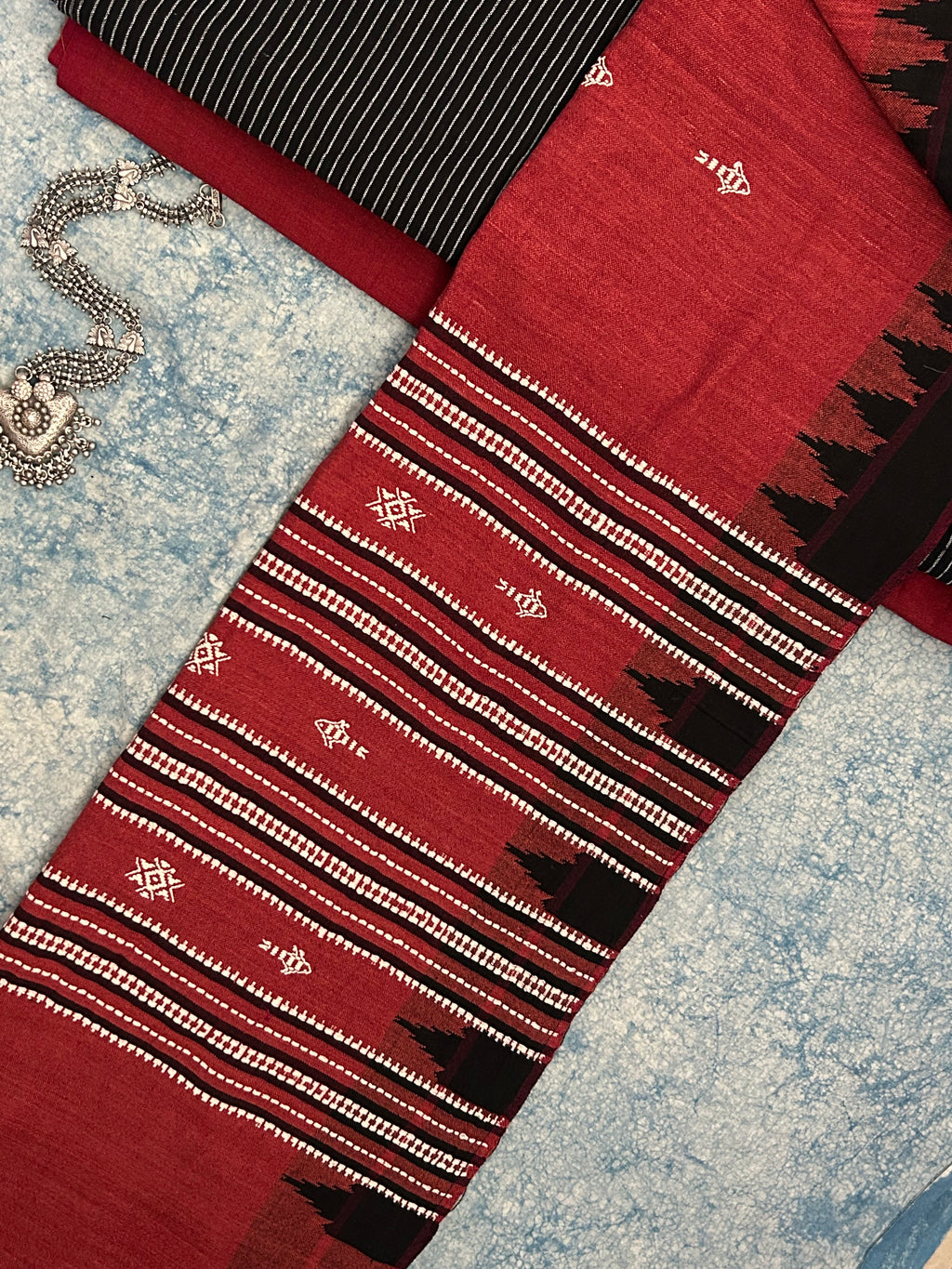 Handspun Handwoven Kotpad Suit Set - Black & Rust Maroon