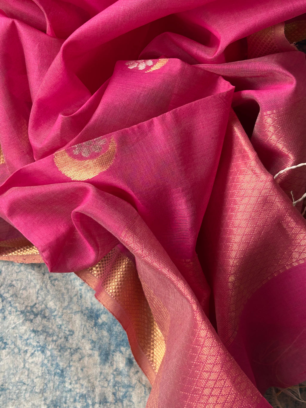 Raani - Handwoven Maheshwari Kurta Dupatta Set