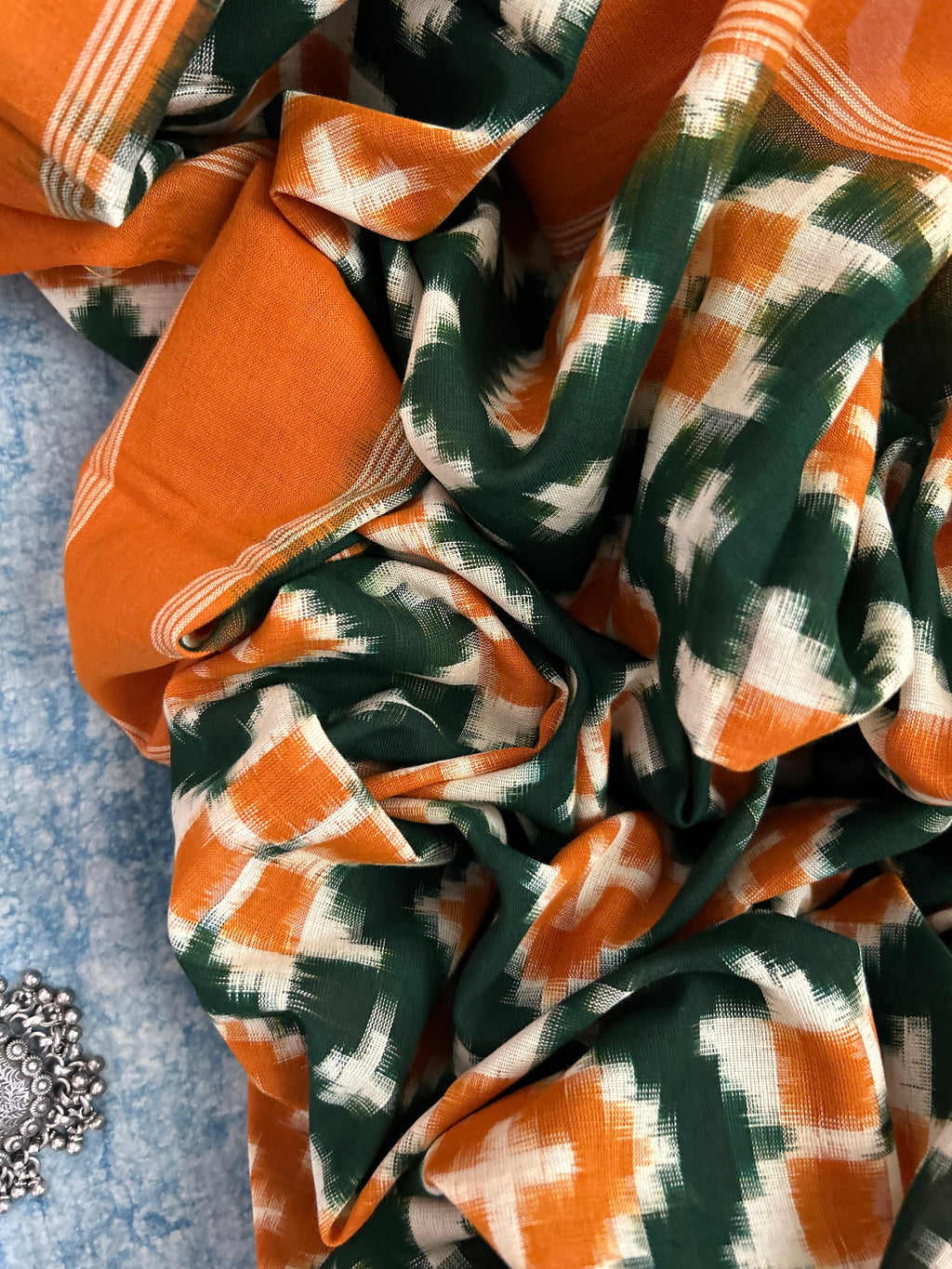 Handwoven Ikat Kurta Telia Dupatta Set