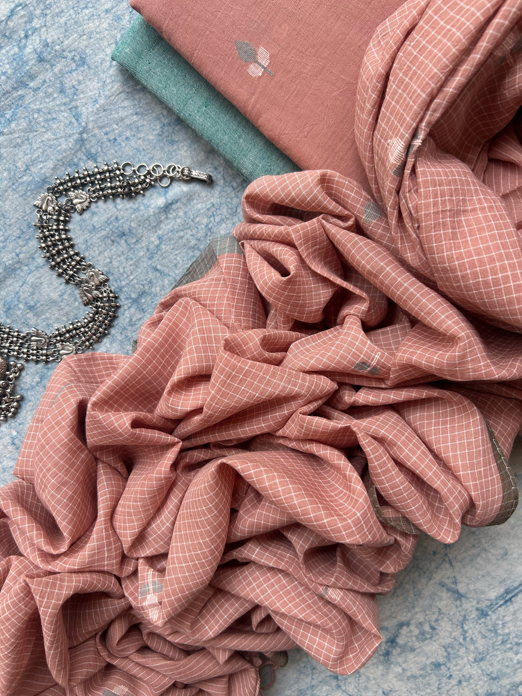 Parijat - Handwoven Bengal Jamdani Kurta Dupatta set