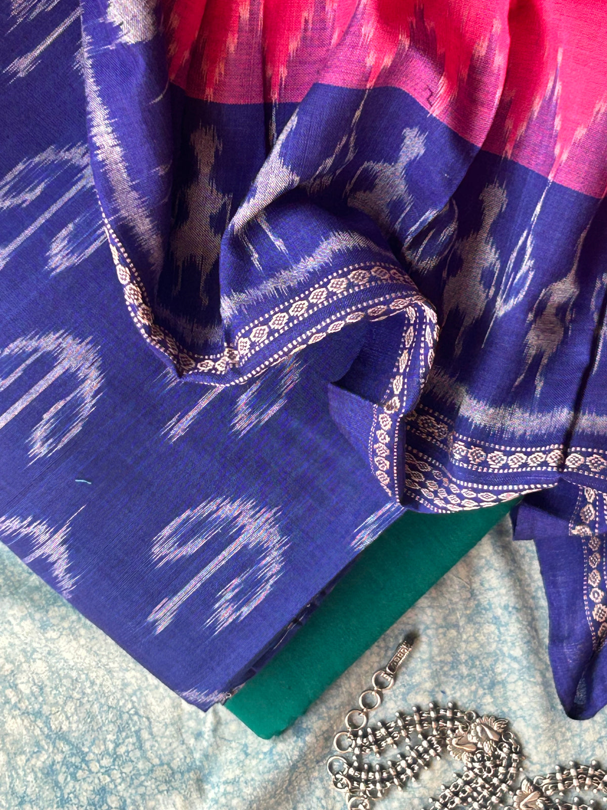 Afroz - Handwoven Ikath Kurta Dupatta Set