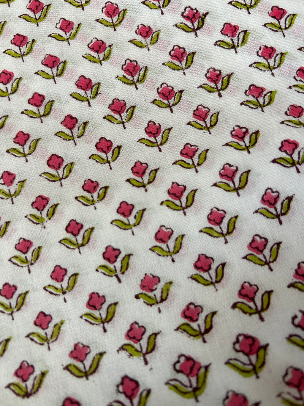 Handblock Cotton 1mt - While Floral Butta