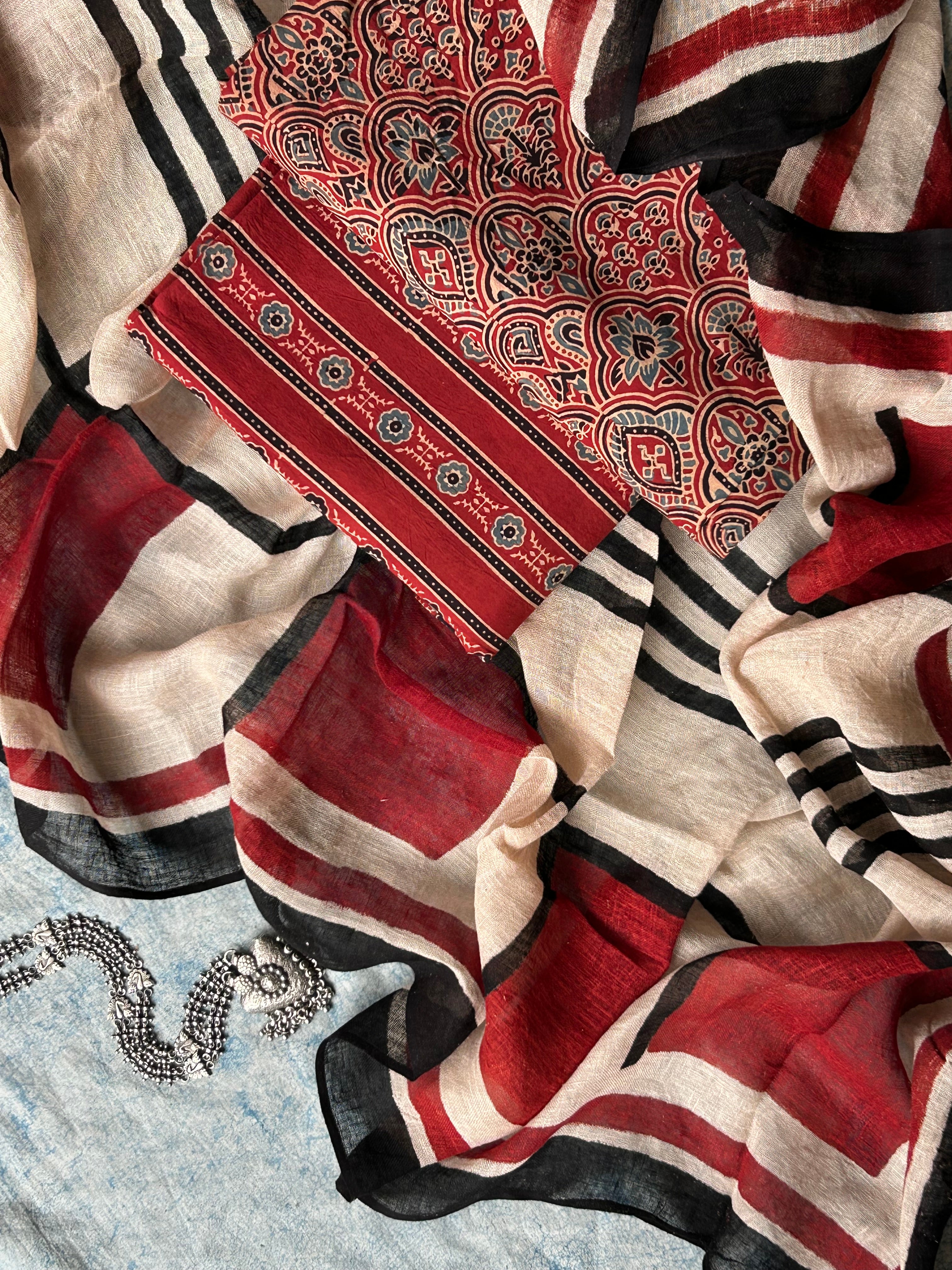 Mahi - Natural Dyes Handblock Ajrakh Cotton and Linen Dupatta Set