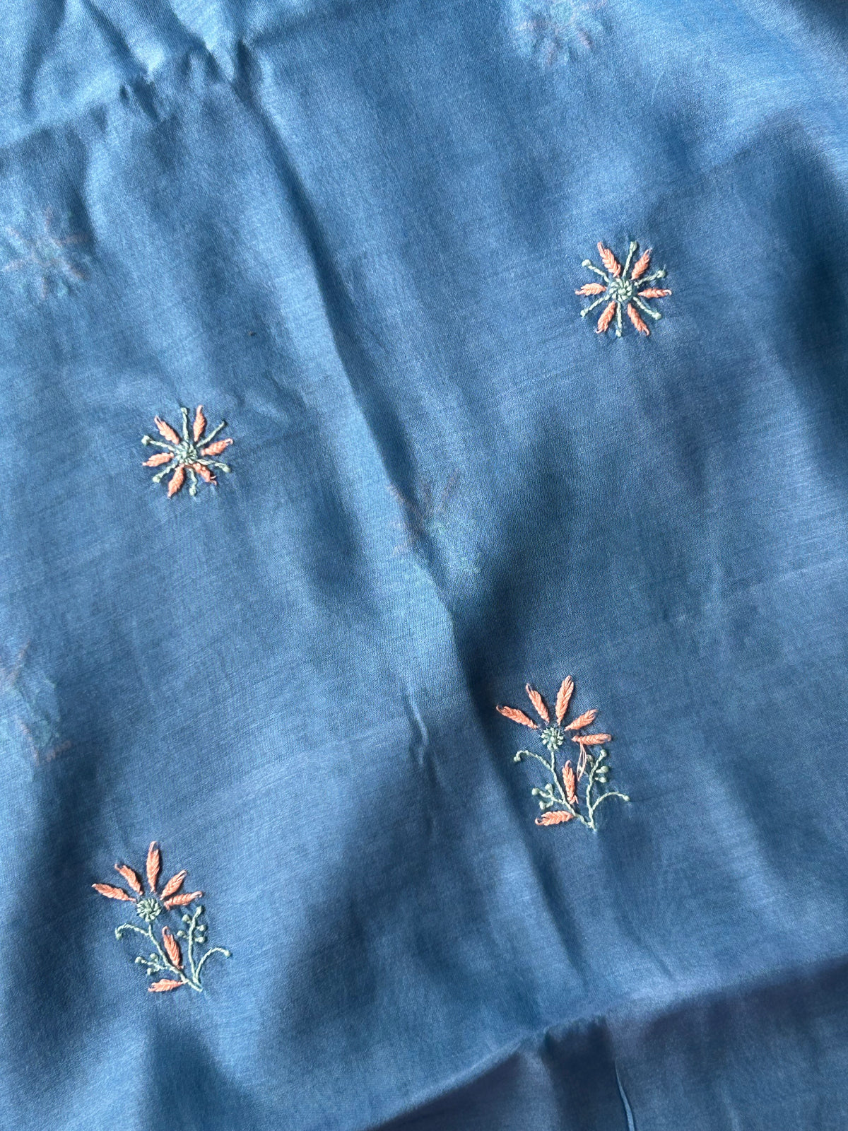 Lavanya - Handwoven Chikankari Work Maheshwari Set