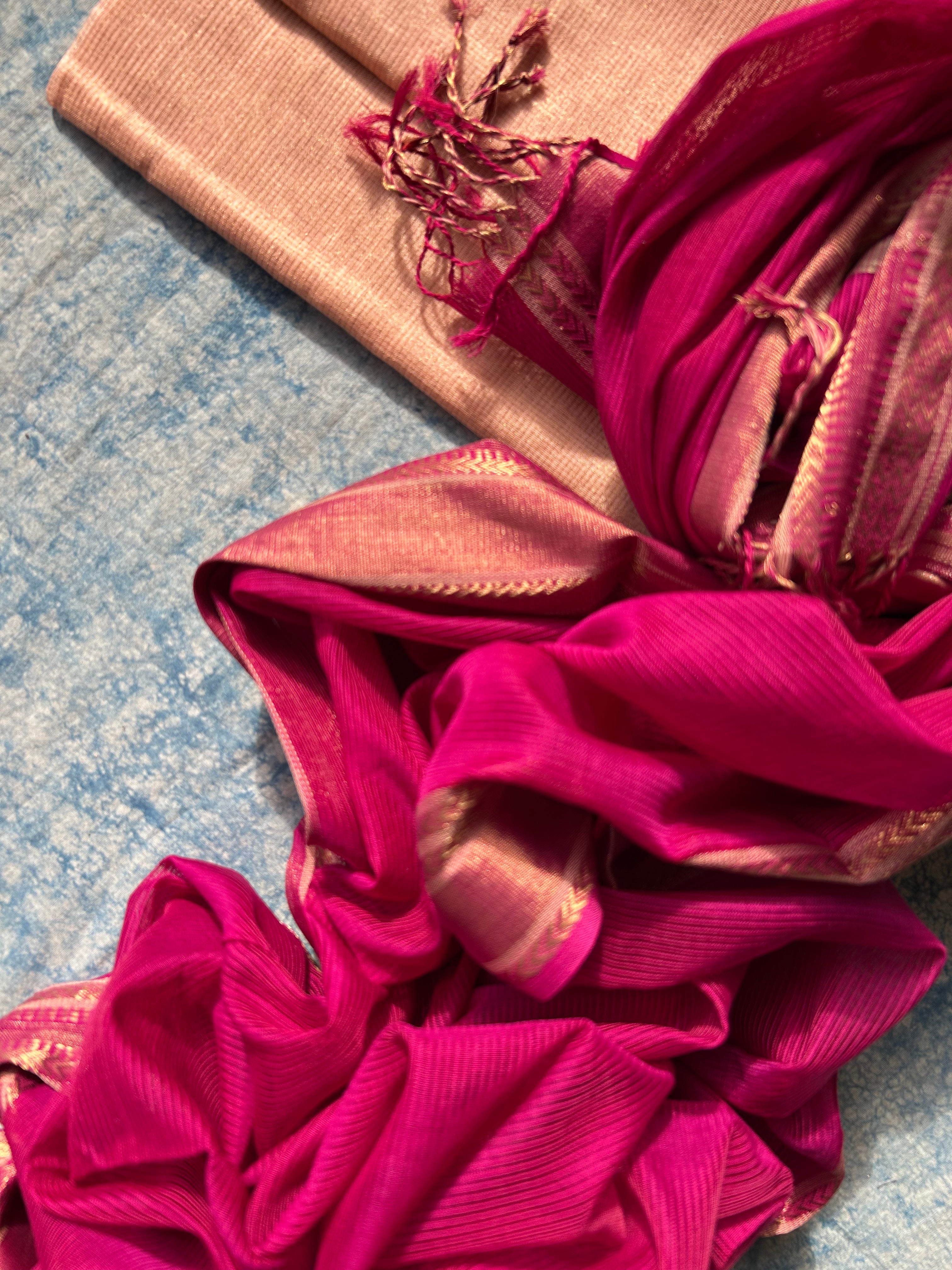 Handwoven Maheshwari Kurta Dupatta Set - Peach & Rose Pink