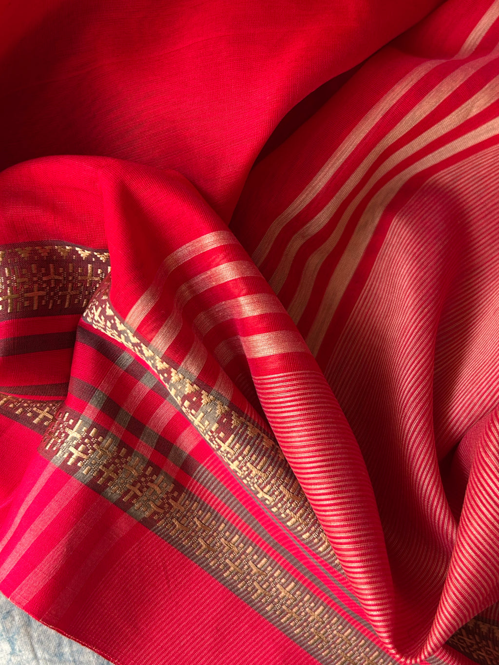 Handwoven Maheshwari Kurta Dupatta Set -Almond & Strawberry Red