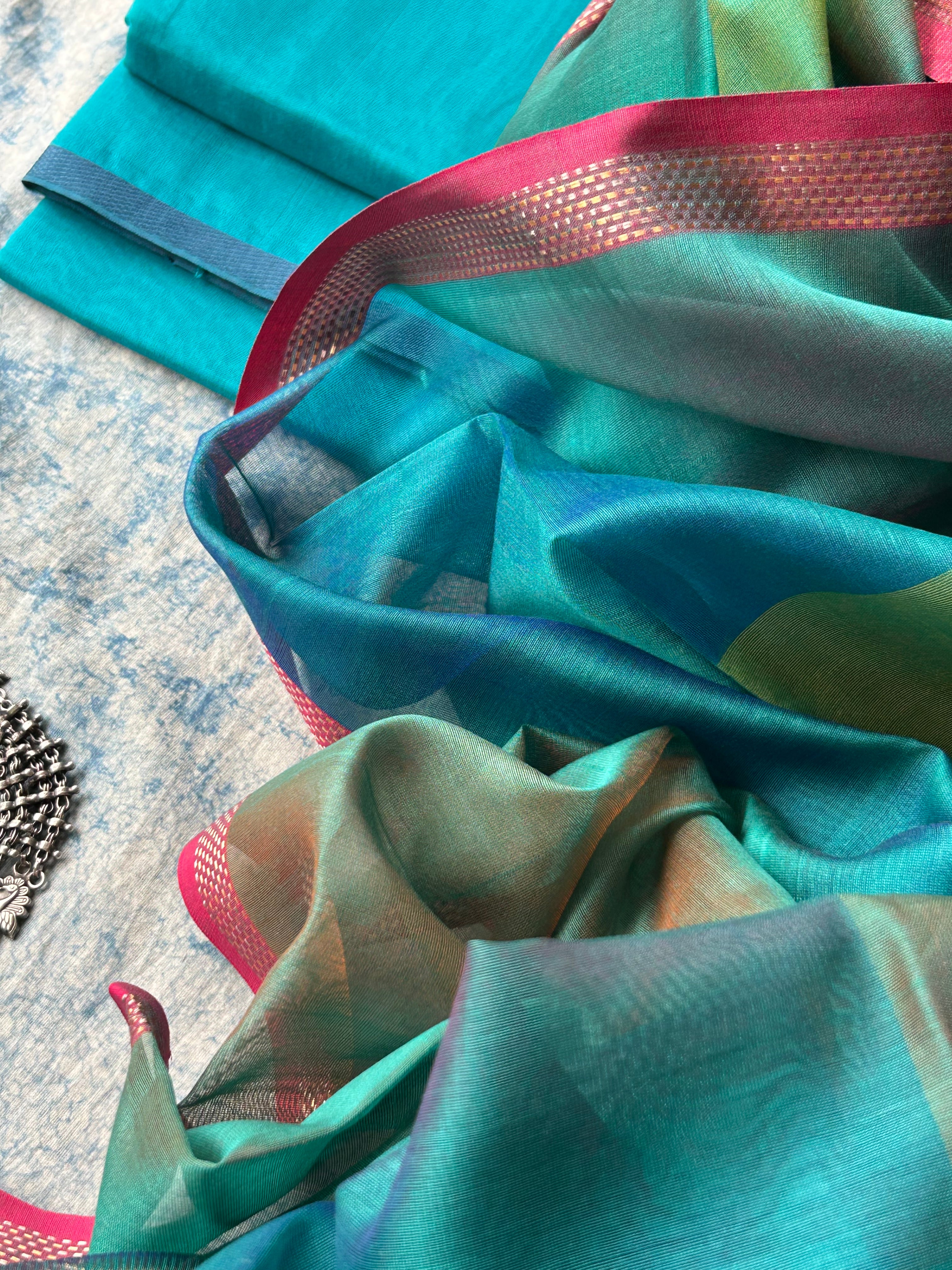 Sheetal - Handwoven Maheshwari Kurta Dupatta Set