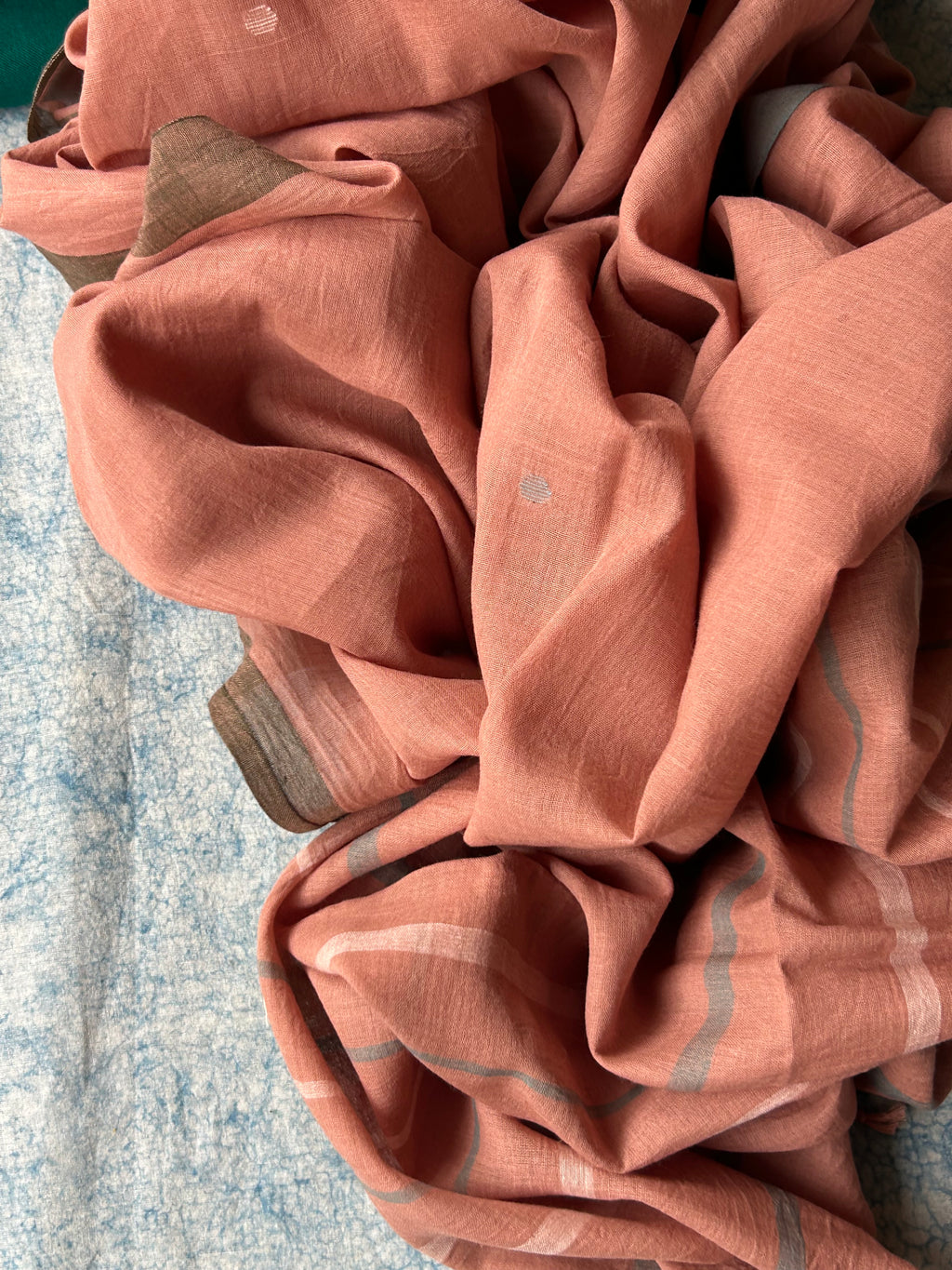 Parijat - Handwoven Bengal Jamdani Kurta Dupatta set