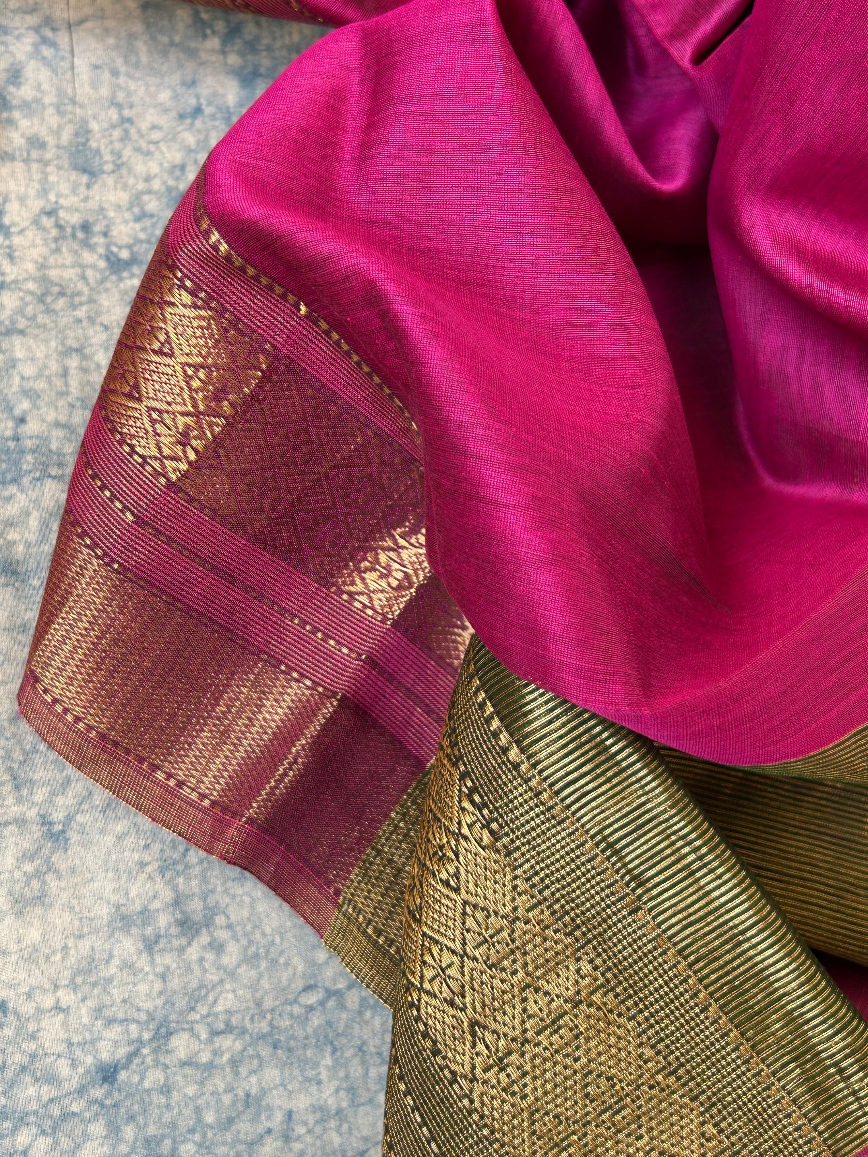 Handwoven Maheshwari Kurta Dupatta Set - Green and Pink