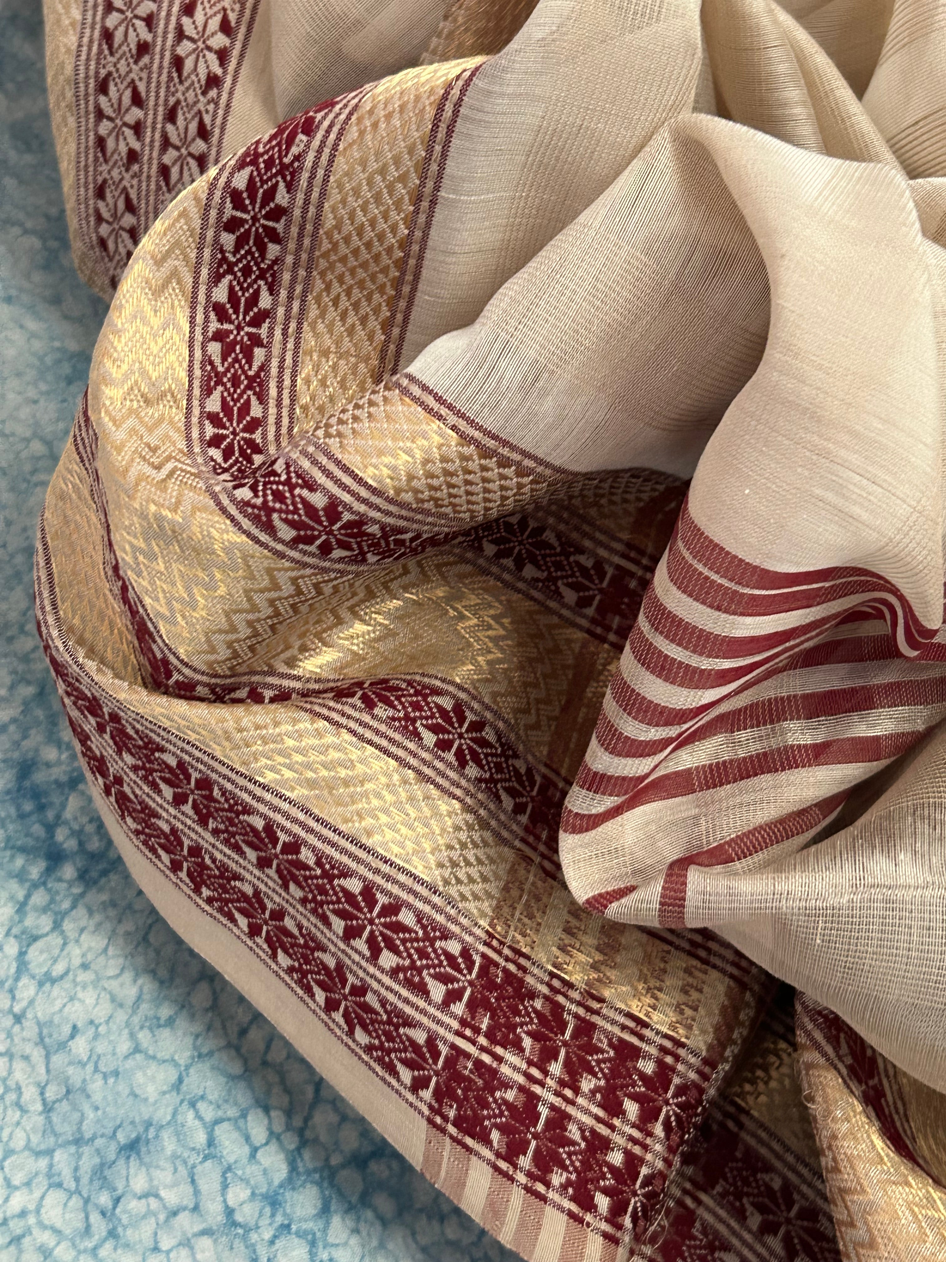 Handwoven Maheshwari Kurta Dupatta Set - Maroon & Ivory