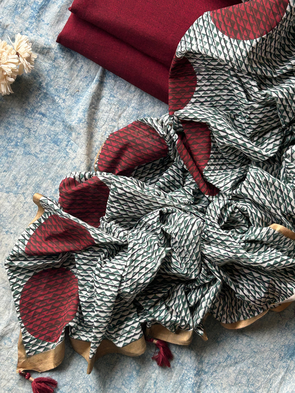 Handwoven Handblock Printed Set - Maroon