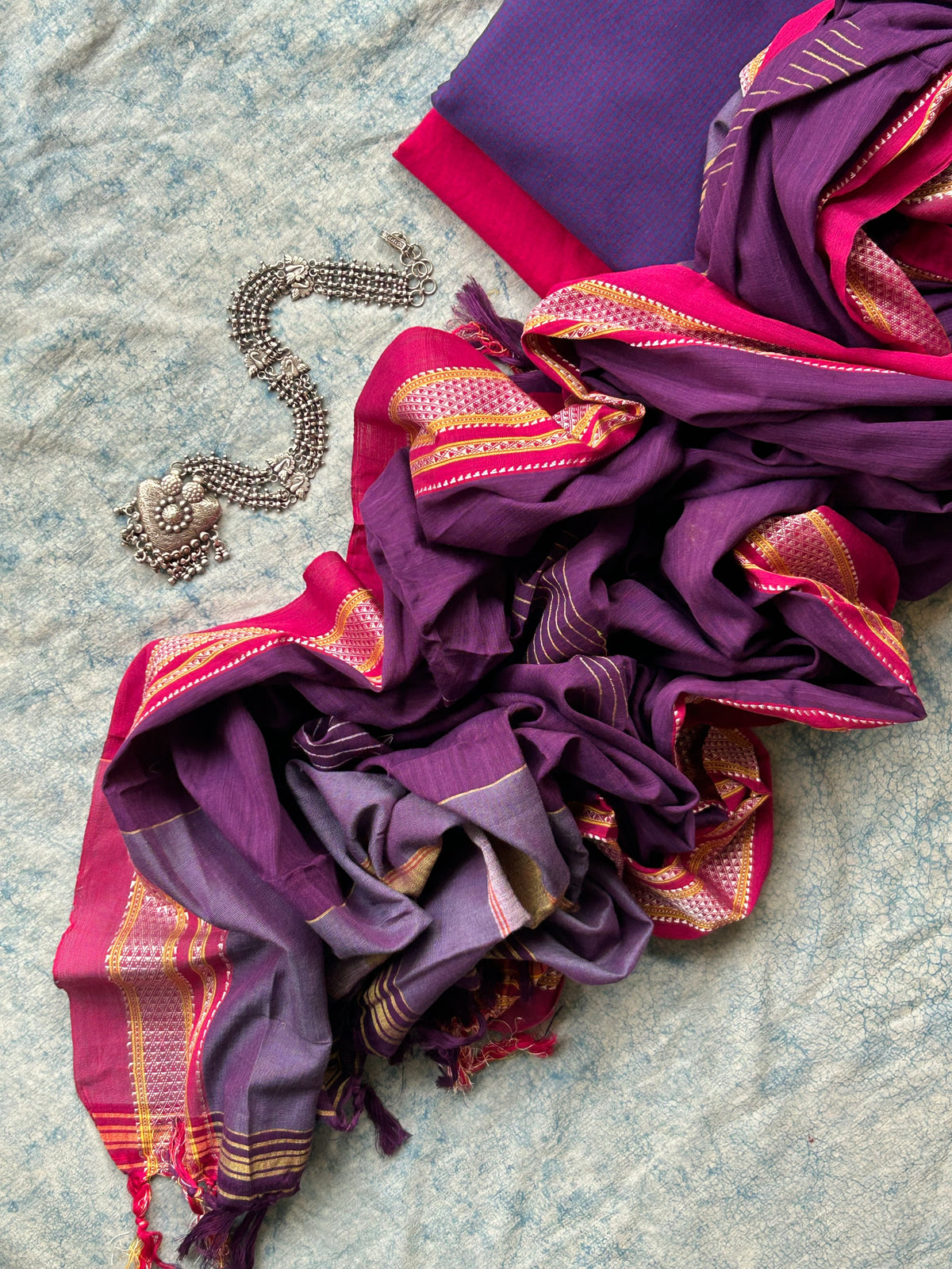 Ulhaas - Handwoven Telangana cotton and Ilkal Dupatta Set