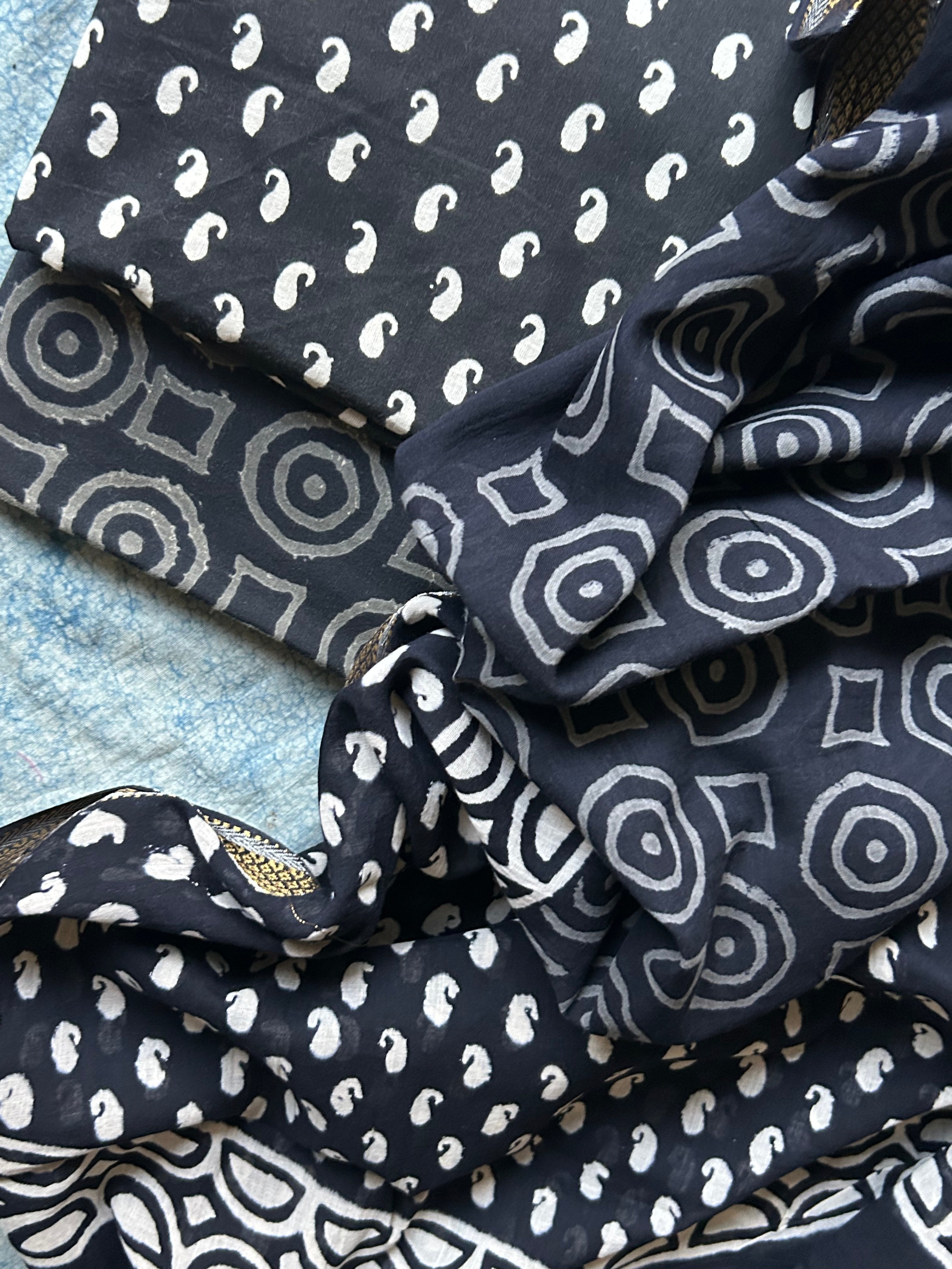 Handcrafted Cotton Suit Set - Midnight Black 4