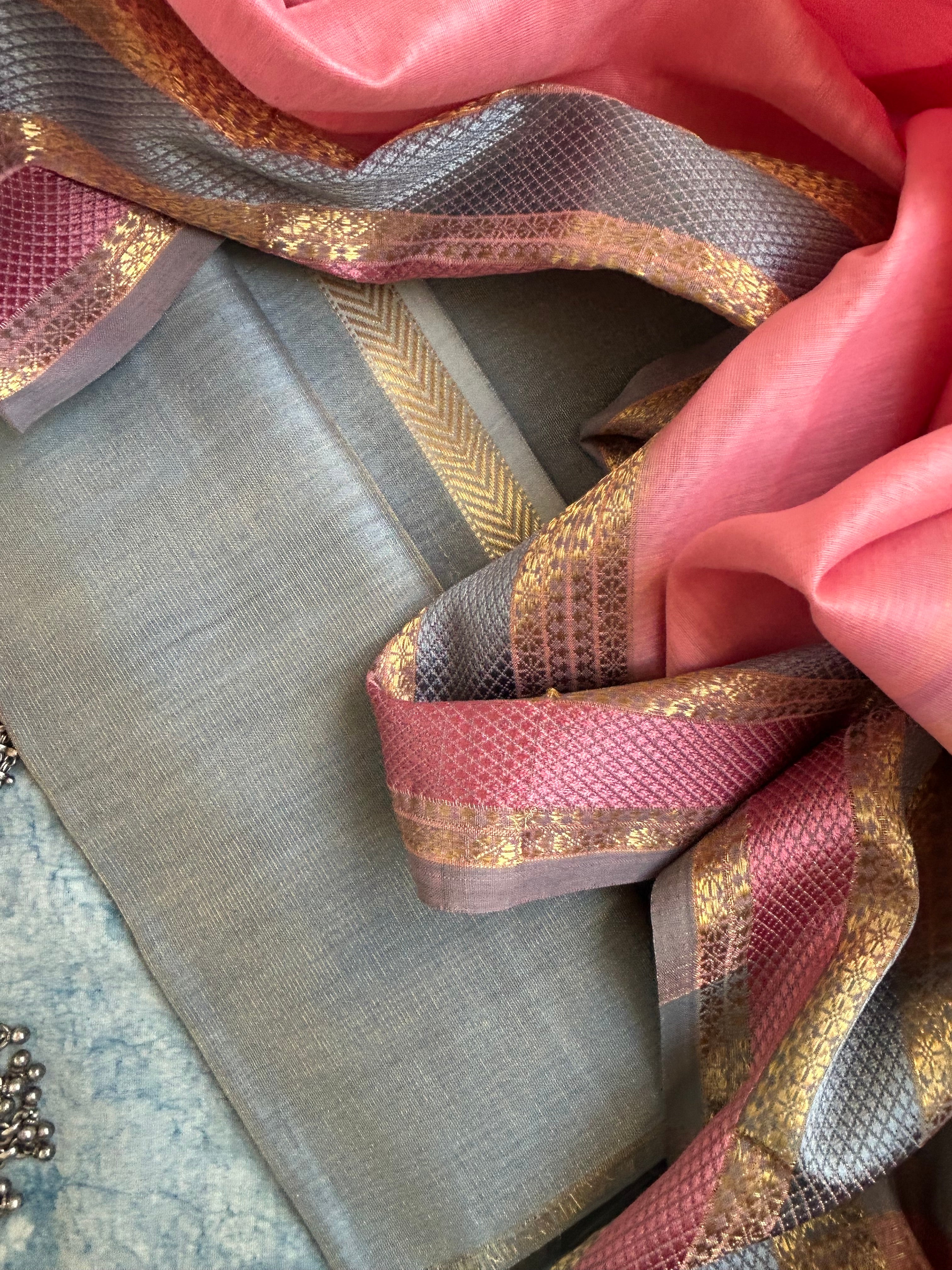 Handwoven Maheshwari Kurta Dupatta Set - Ash Grey
