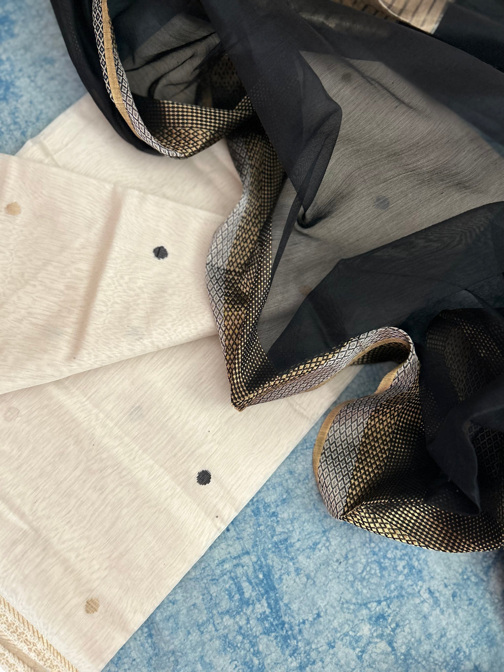 Handwoven Maheshwari Kurta dupatta set
