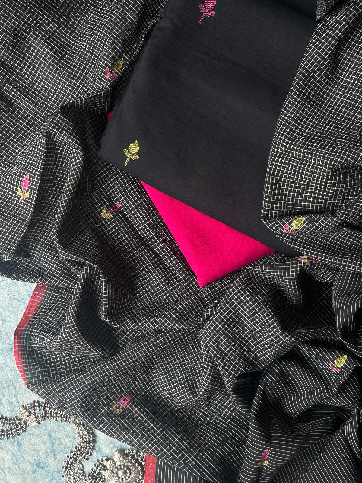 Mrida - Handwoven Bengal Jamdani Kurta Dupatta set
