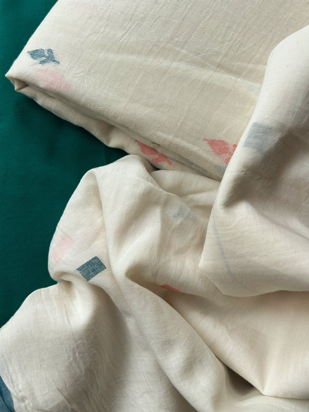 Champa - Handwoven Bengal Jamdani Kurta Dupatta set