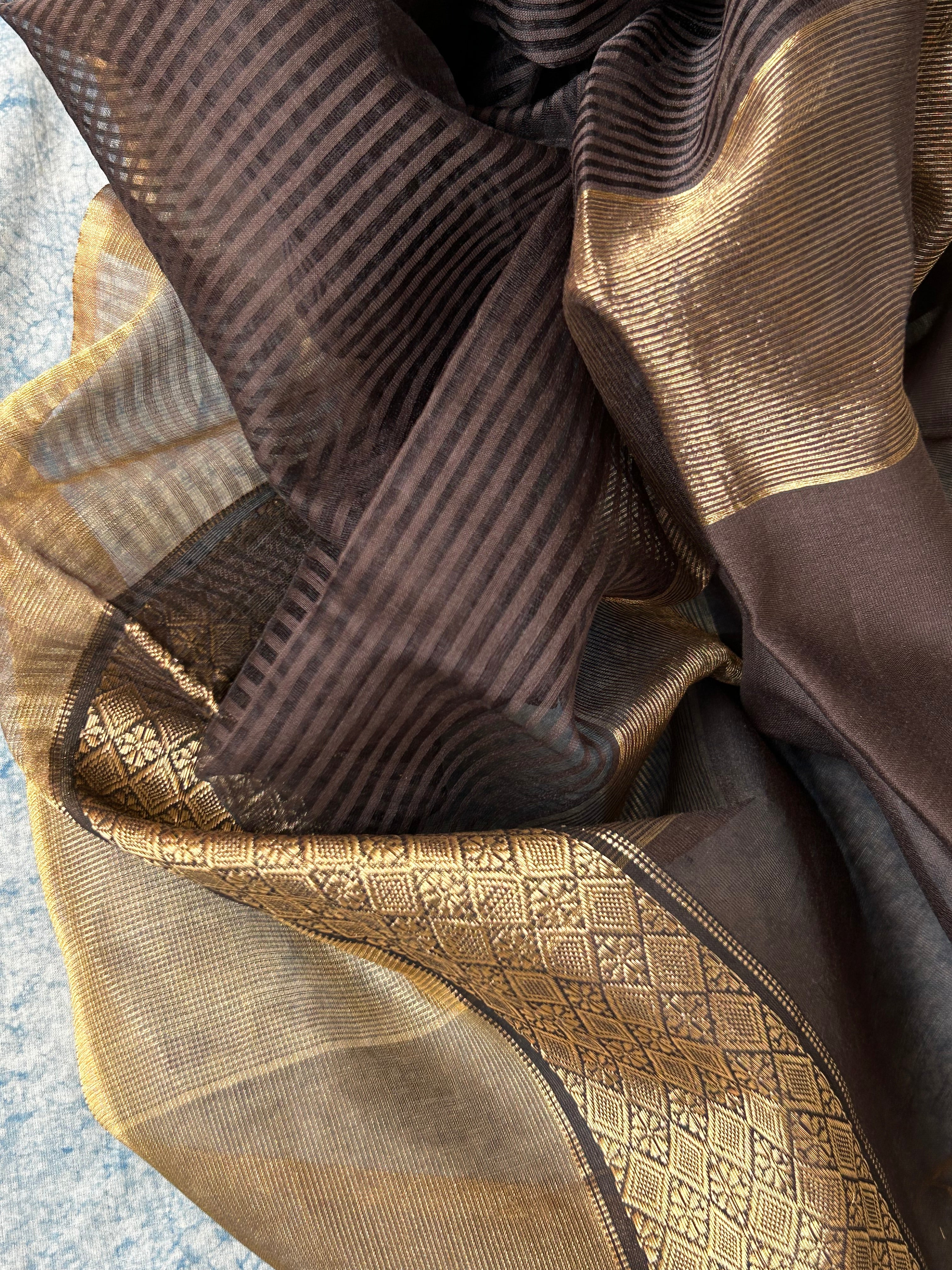 Handwoven Maheshwari Kurta Dupatta Set - Cola Brown