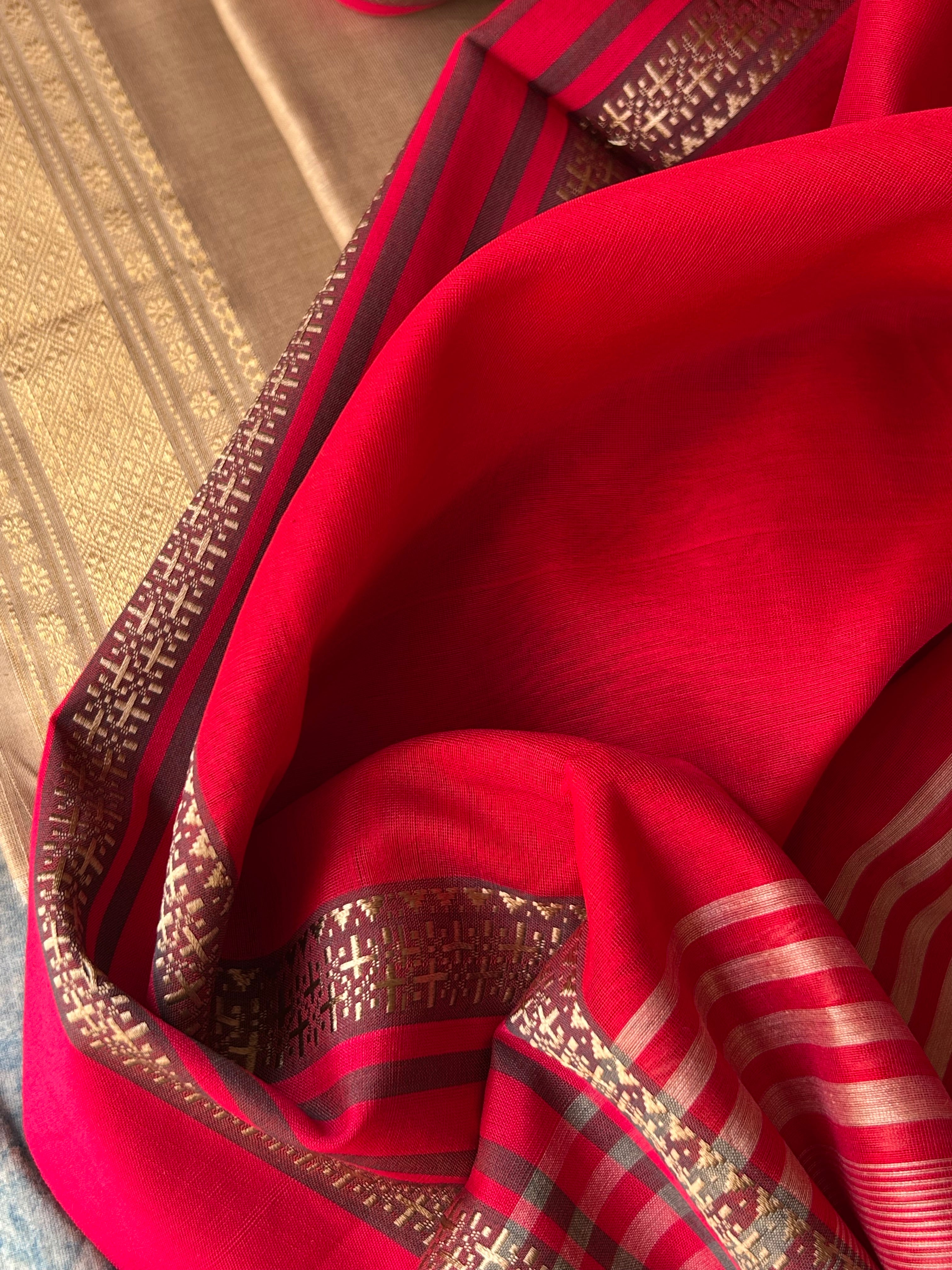Handwoven Maheshwari Kurta Dupatta Set -Almond & Strawberry Red