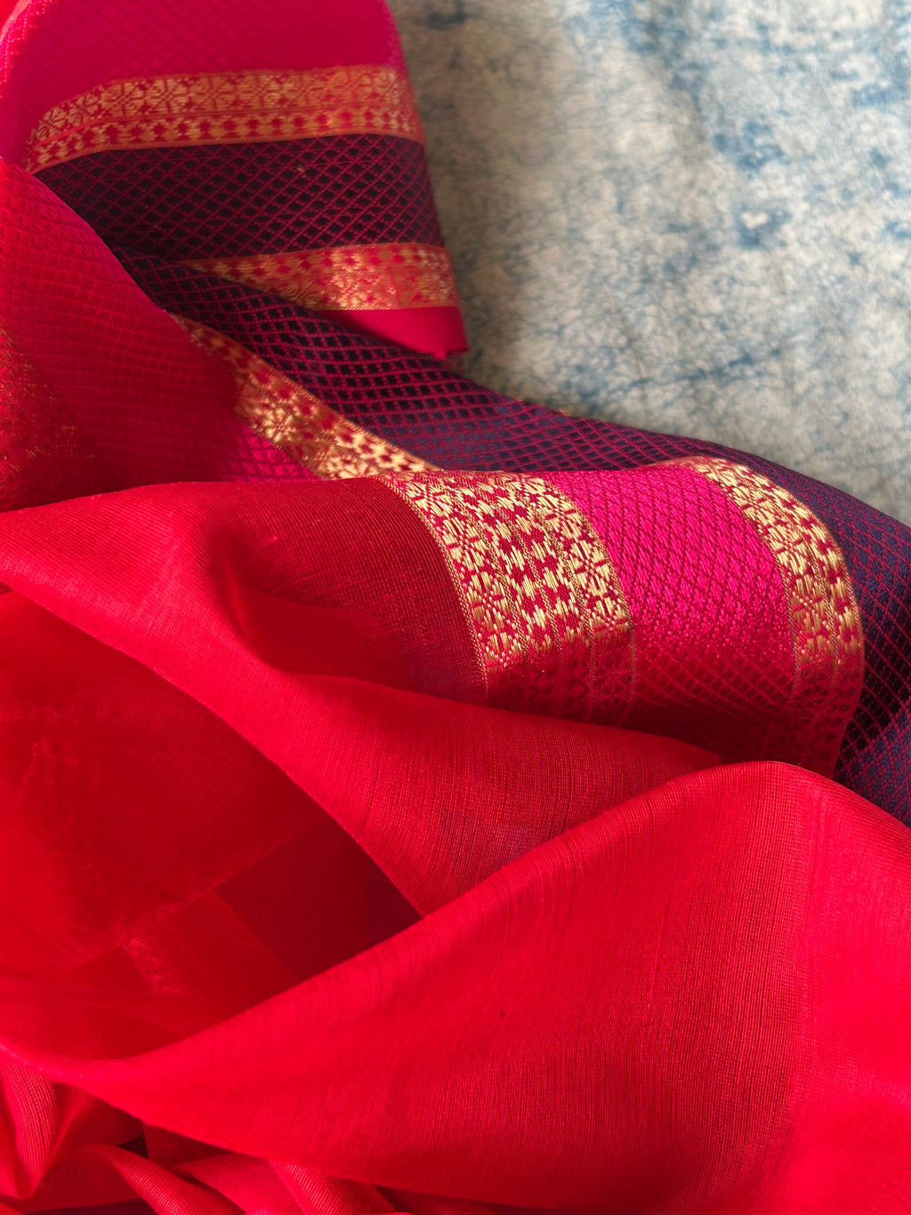Meera - Handwoven Maheshwari Kurta Dupatta Set