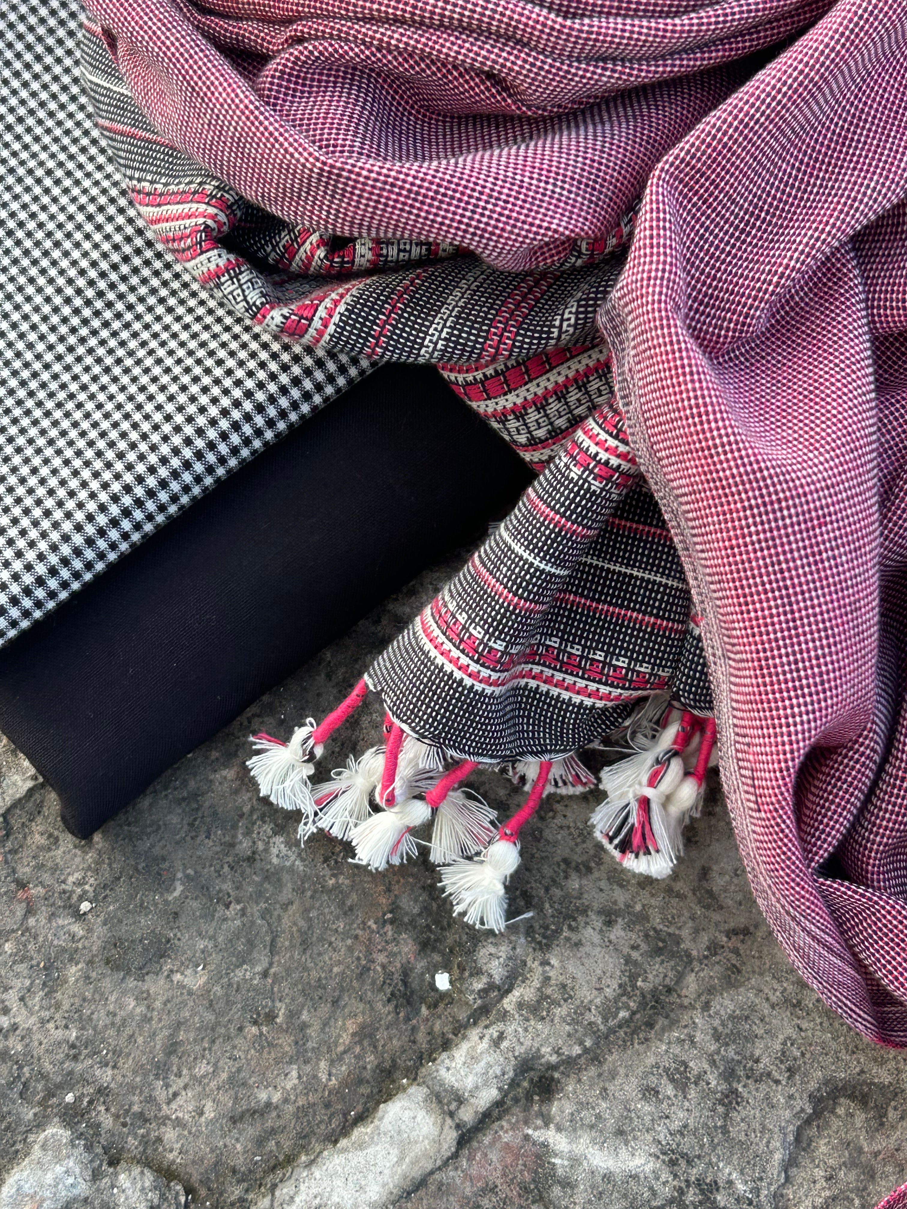 Raag Rang - Handwoven Bhujodi Set