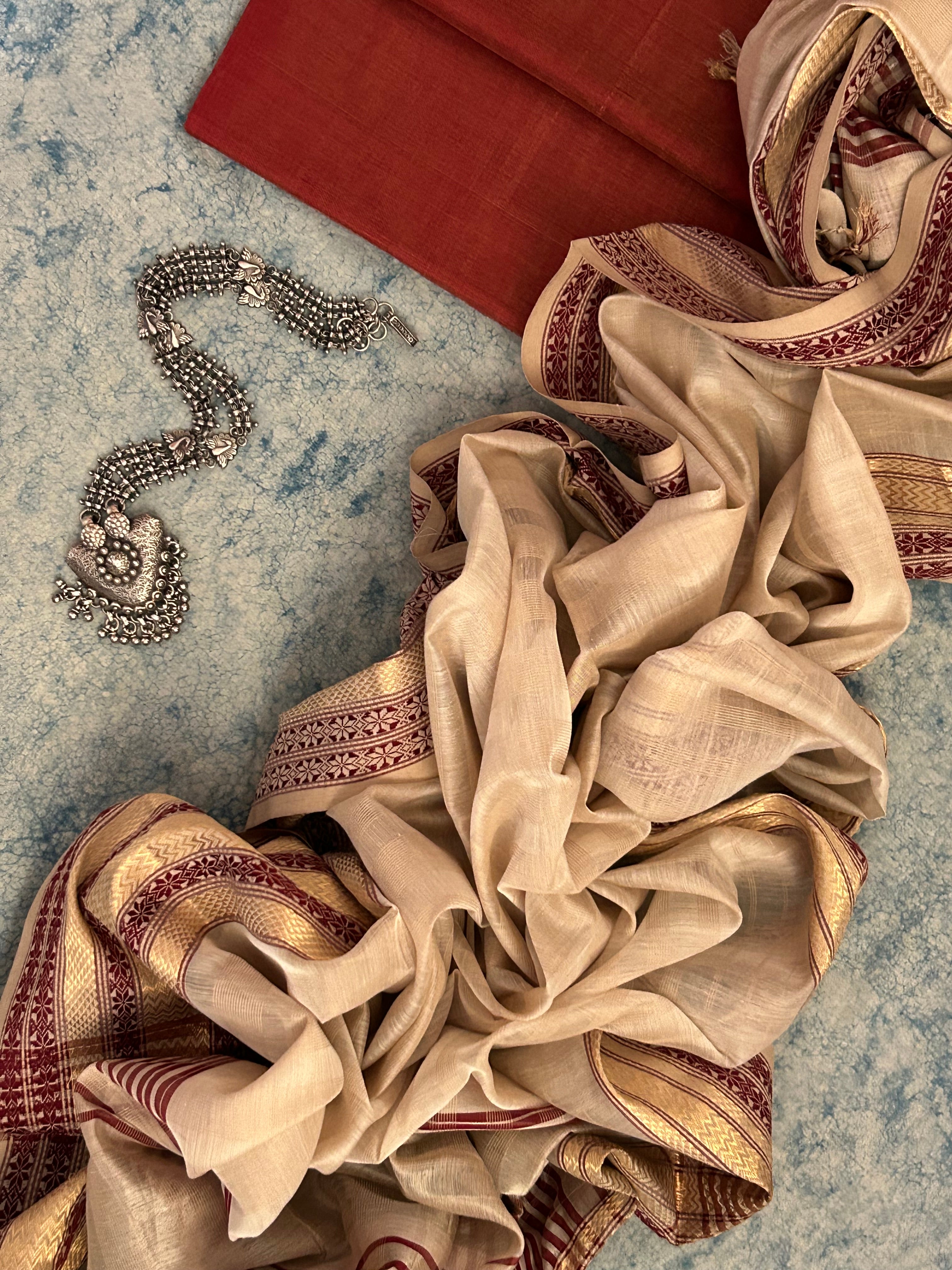 Handwoven Maheshwari Kurta Dupatta Set - Maroon & Ivory