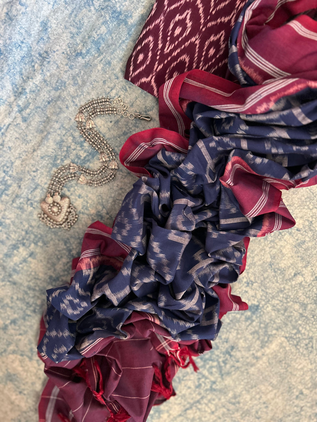 Handwoven Ikat Kurta Telia Dupatta Set