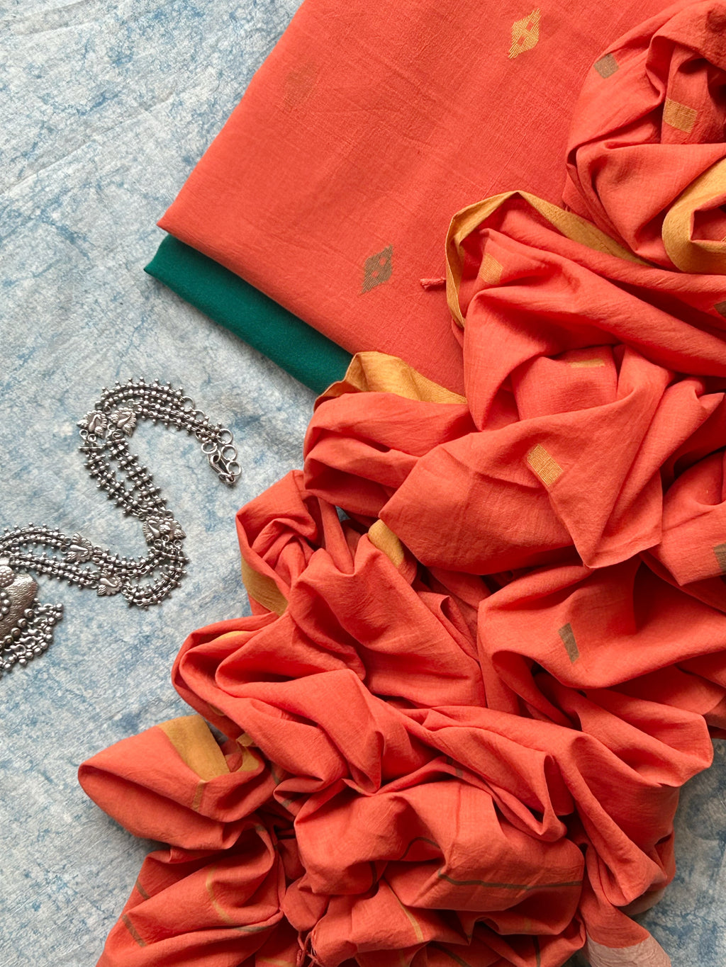 Aarya - Handwoven Bengal Jamdani Kurta Dupatta set